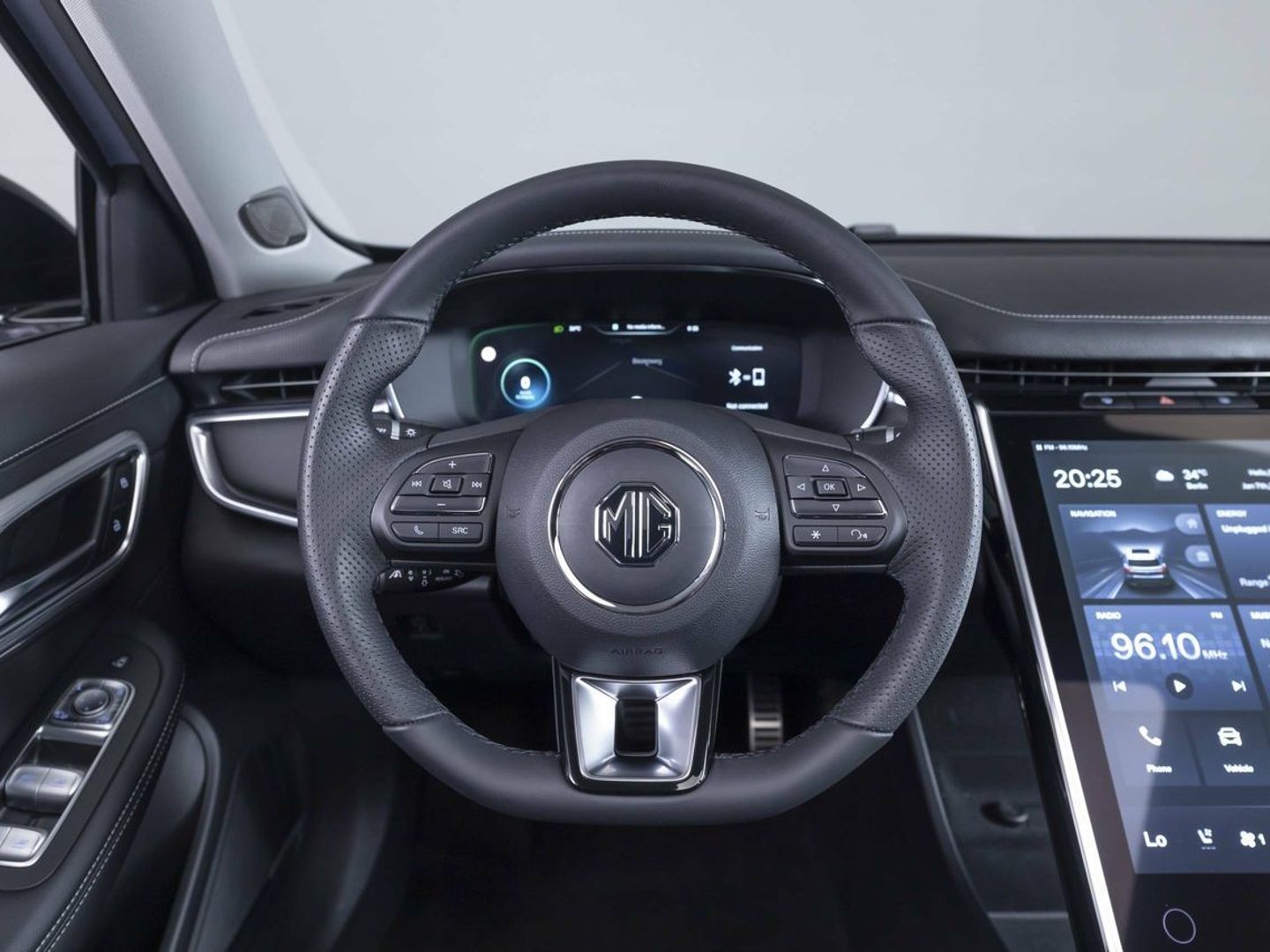 MG Marvel R 70kWh Luxury 132 kW (180 CV)
