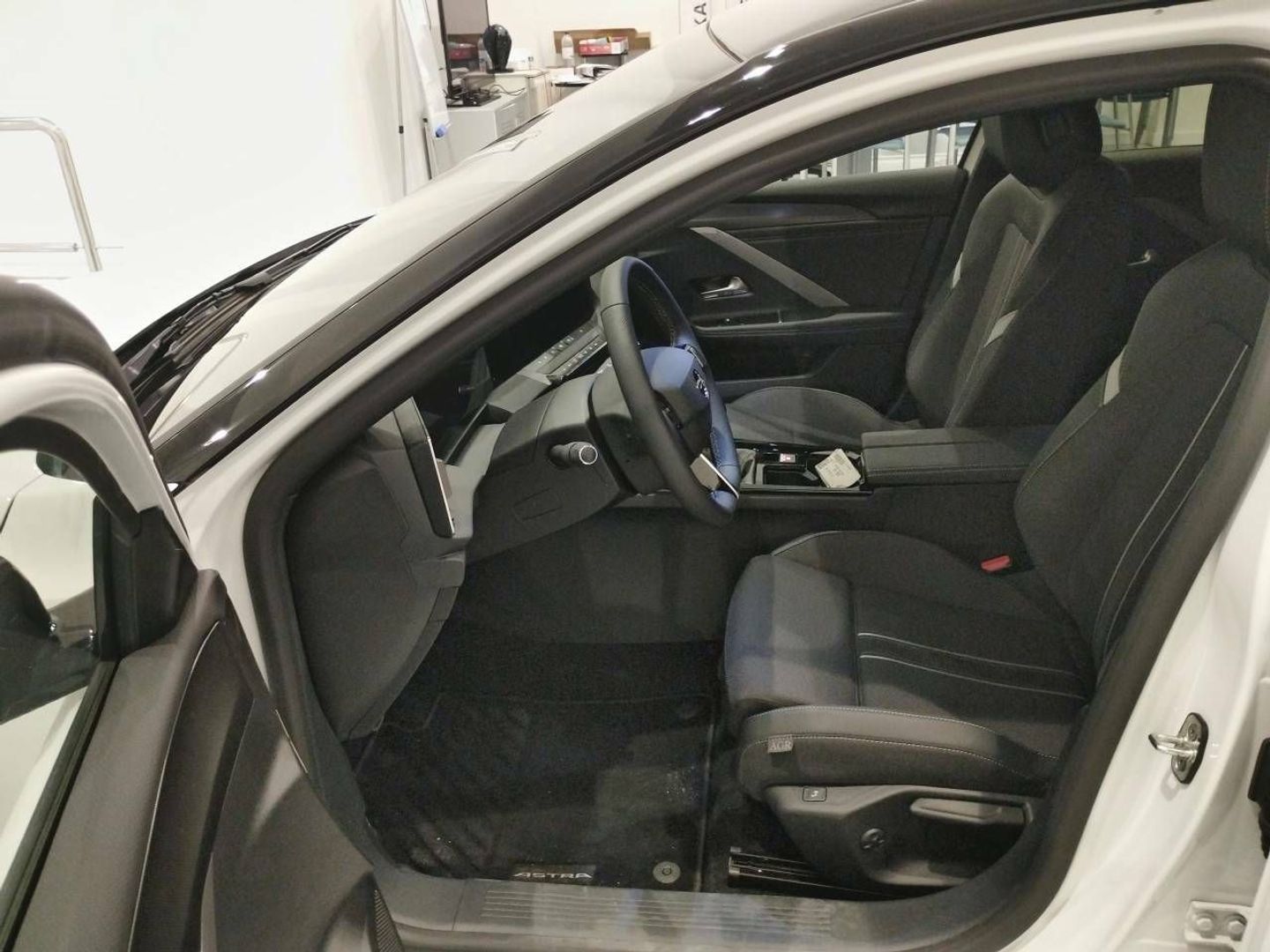 Opel Astra 1.2 Turbo XHT GS 96 kW (130 CV)