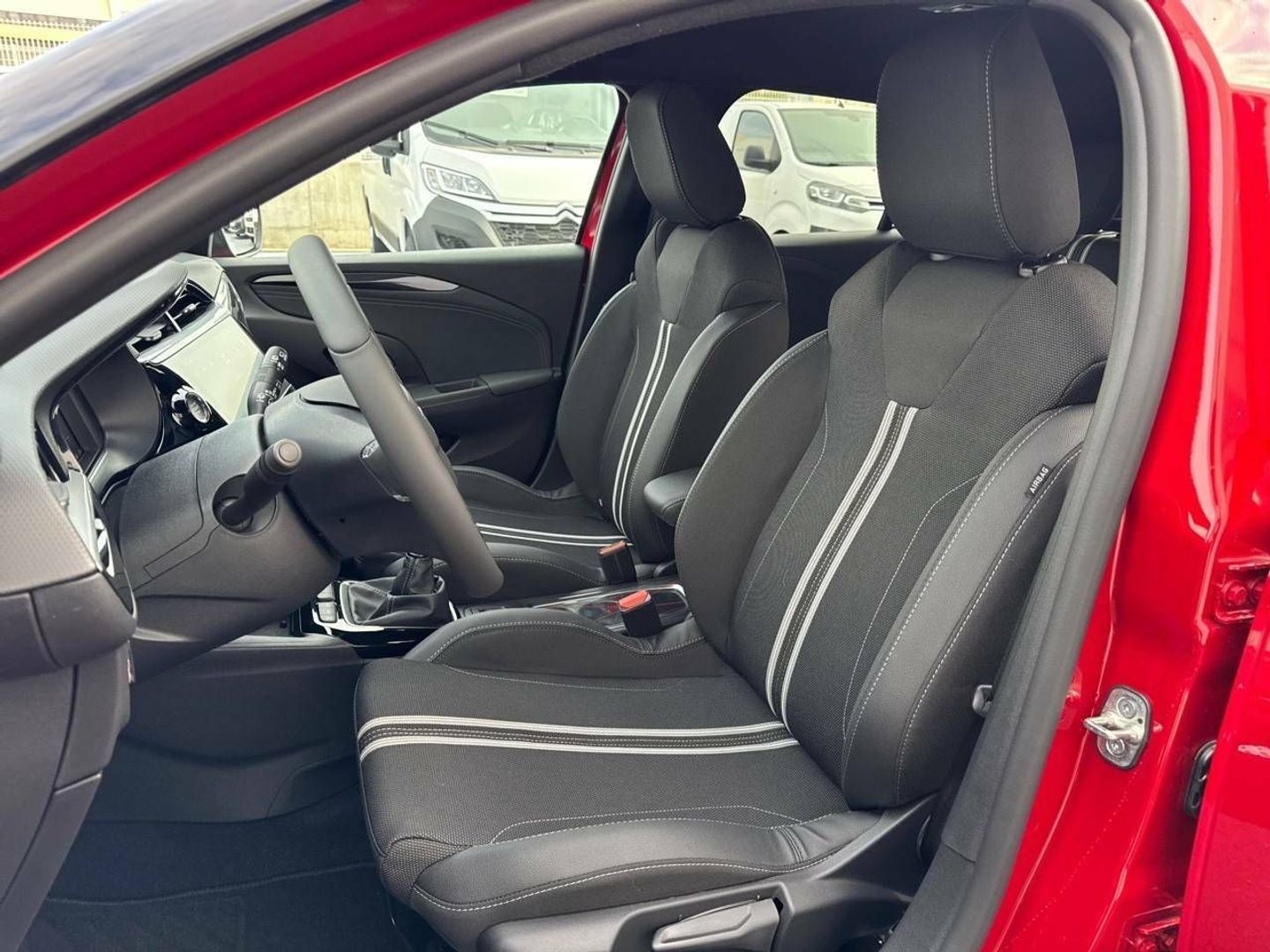 Opel Corsa 1.2T XHT GS 74 kW (100 CV)
