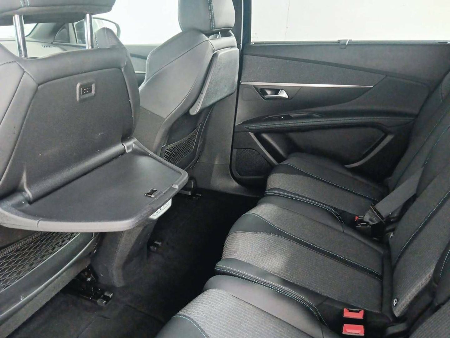 Peugeot 5008 PureTech 130 S&S Allure Pack 96 kW (130 CV)