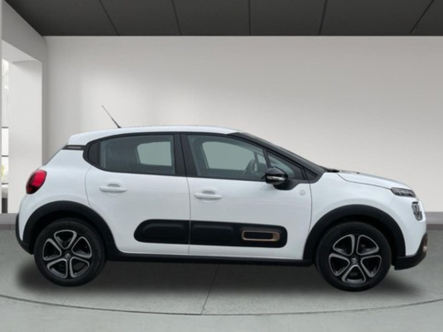 Citroen C3 PureTech 82 C-Series 61 kW (83 CV)