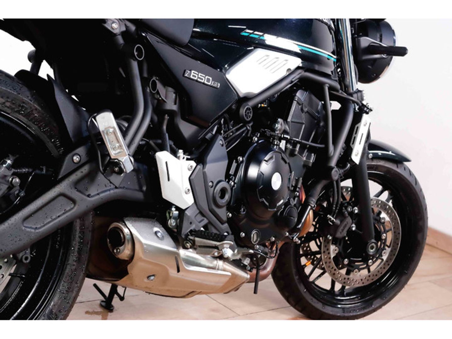 Kawasaki Z650RS/50th Aniversario