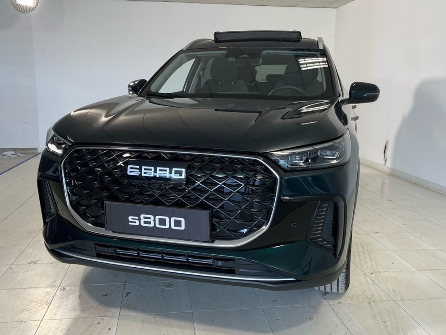 Ebro S800 1.6 TGDI Luxury DCT 108 kW (147 CV)