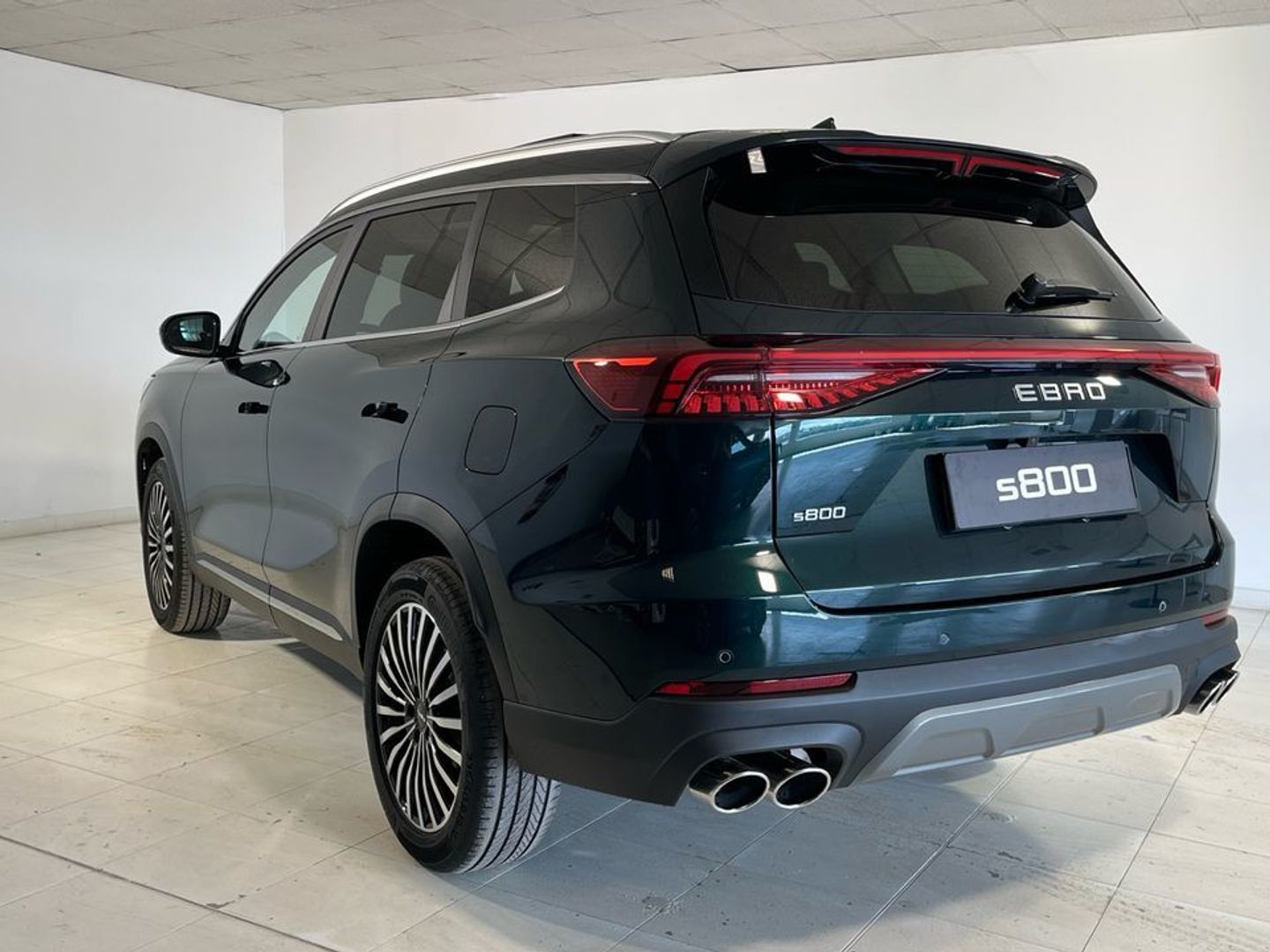 Ebro S800 1.6 TGDI Luxury DCT 108 kW (147 CV)