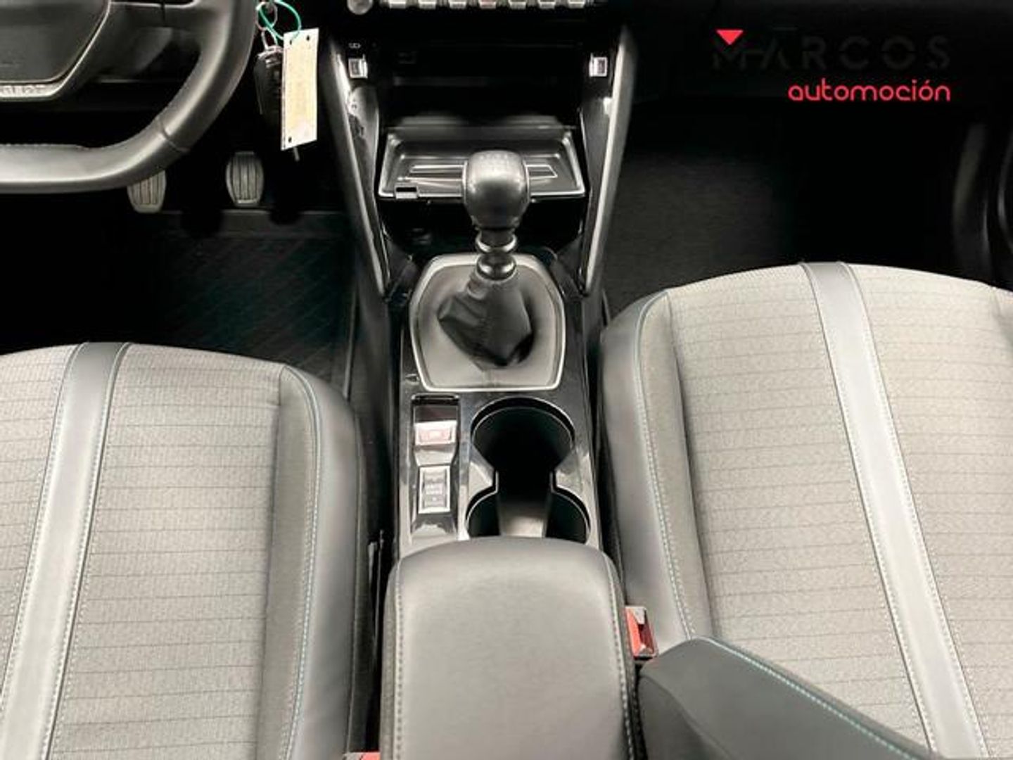 Peugeot 2008 PureTech 100 S&S Allure 75 kW (100 CV)