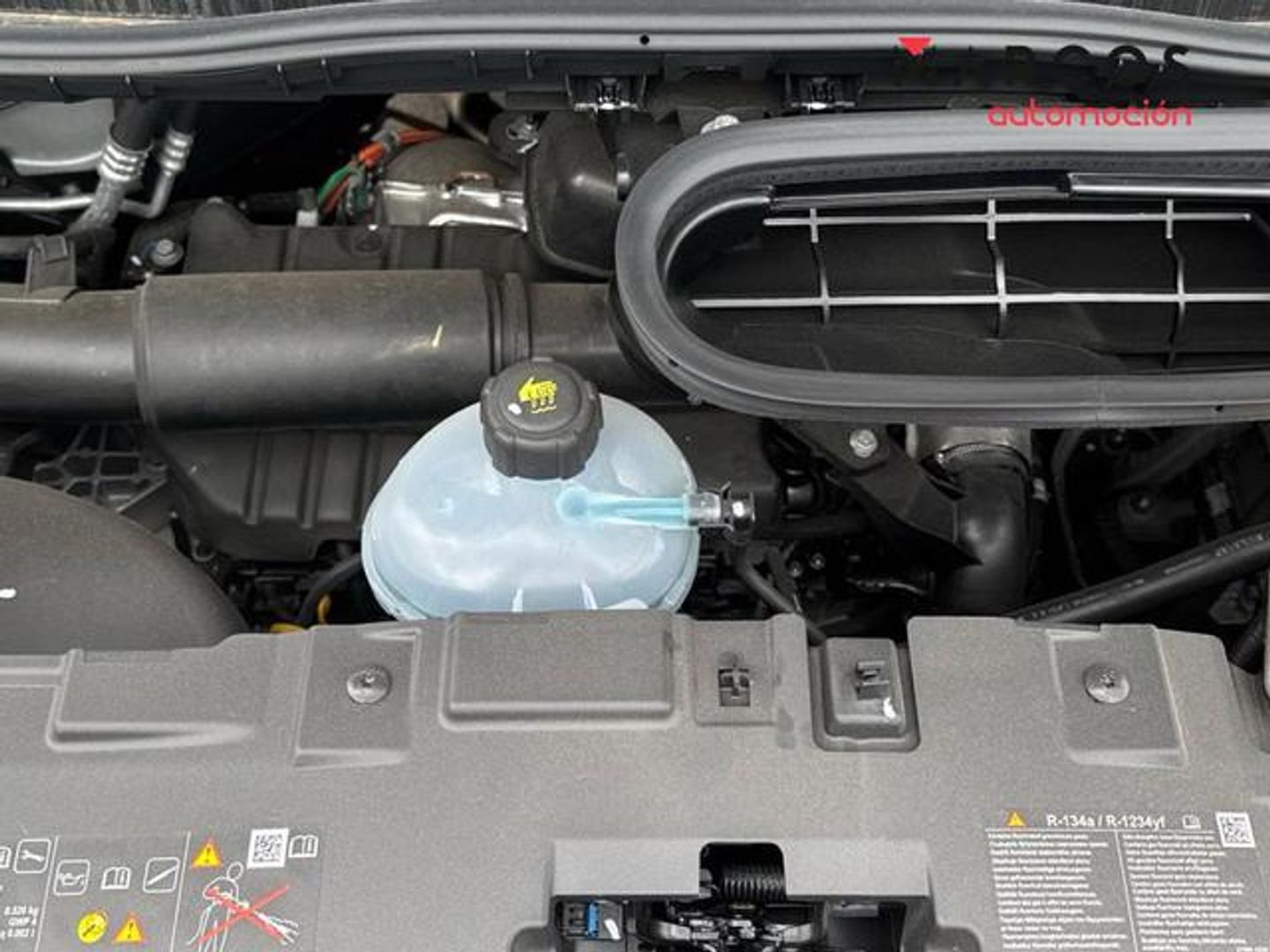 Nissan Interstar Furgon 2.3 dCi N-Connecta L3H2 3,5 T FWD 96 kW (130 CV)