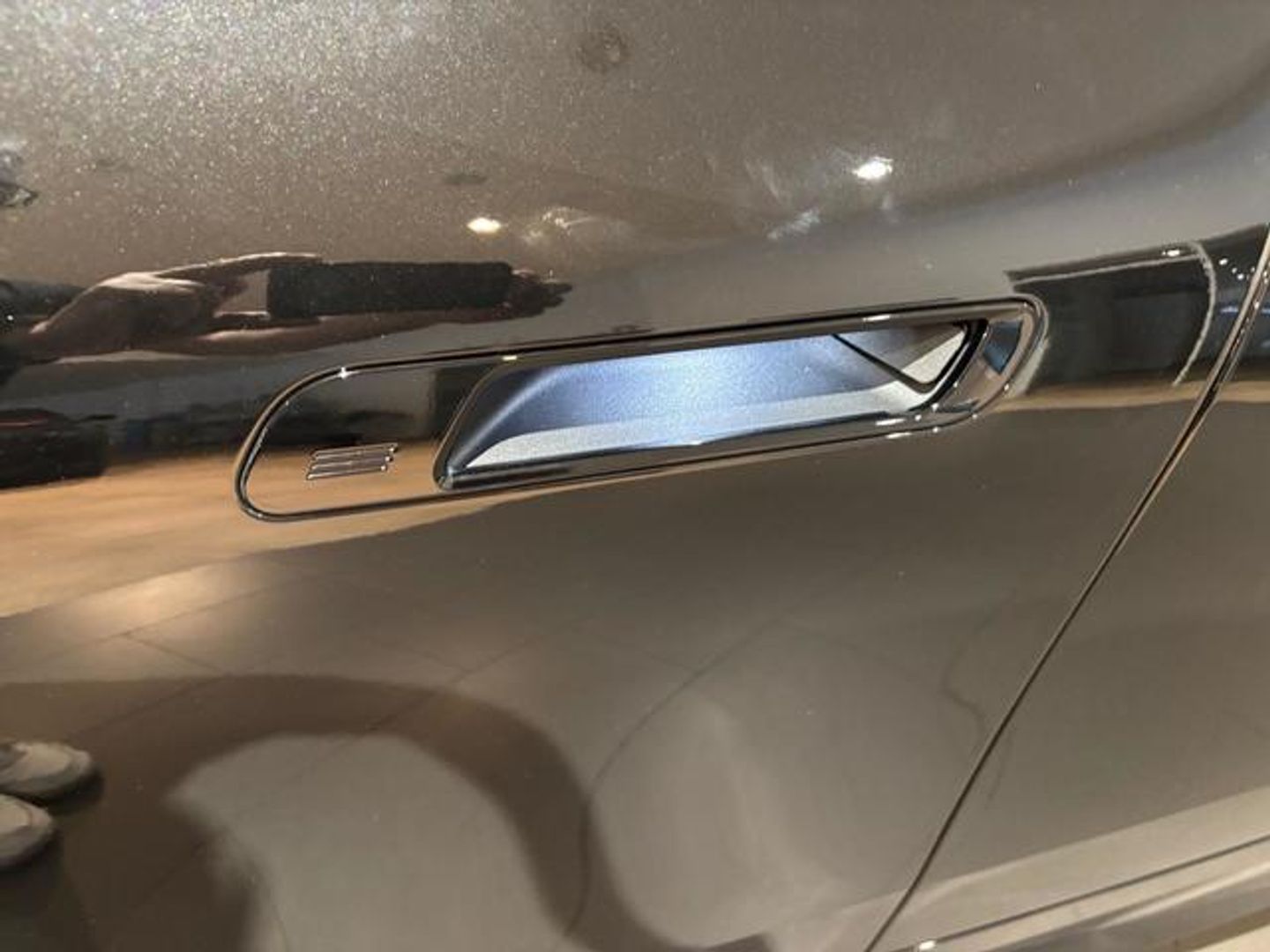 BMW iX xDrive45 300 kW (408 CV)