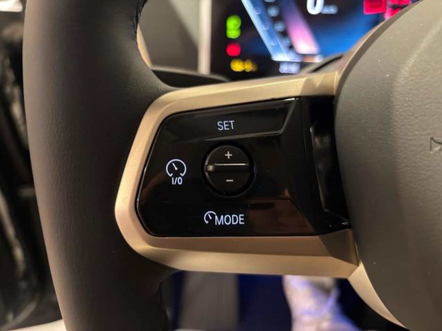 BMW iX xDrive45 300 kW (408 CV)