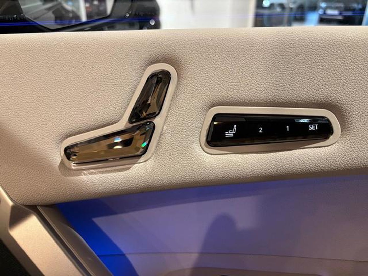 BMW iX xDrive45 300 kW (408 CV)