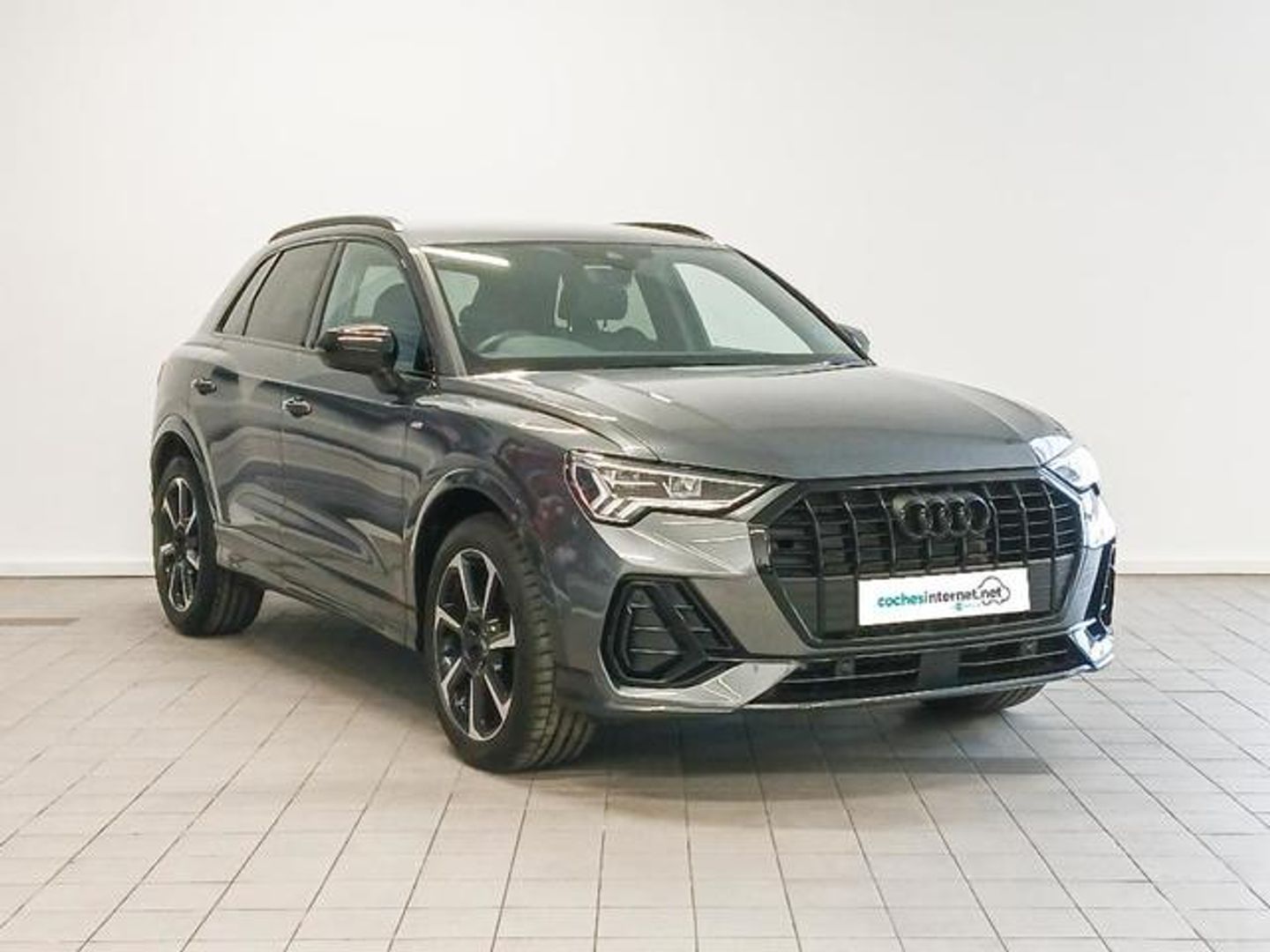 Audi Q3 Black line 35 TFSI 110 kW (150 CV) S tronic Gris SUV