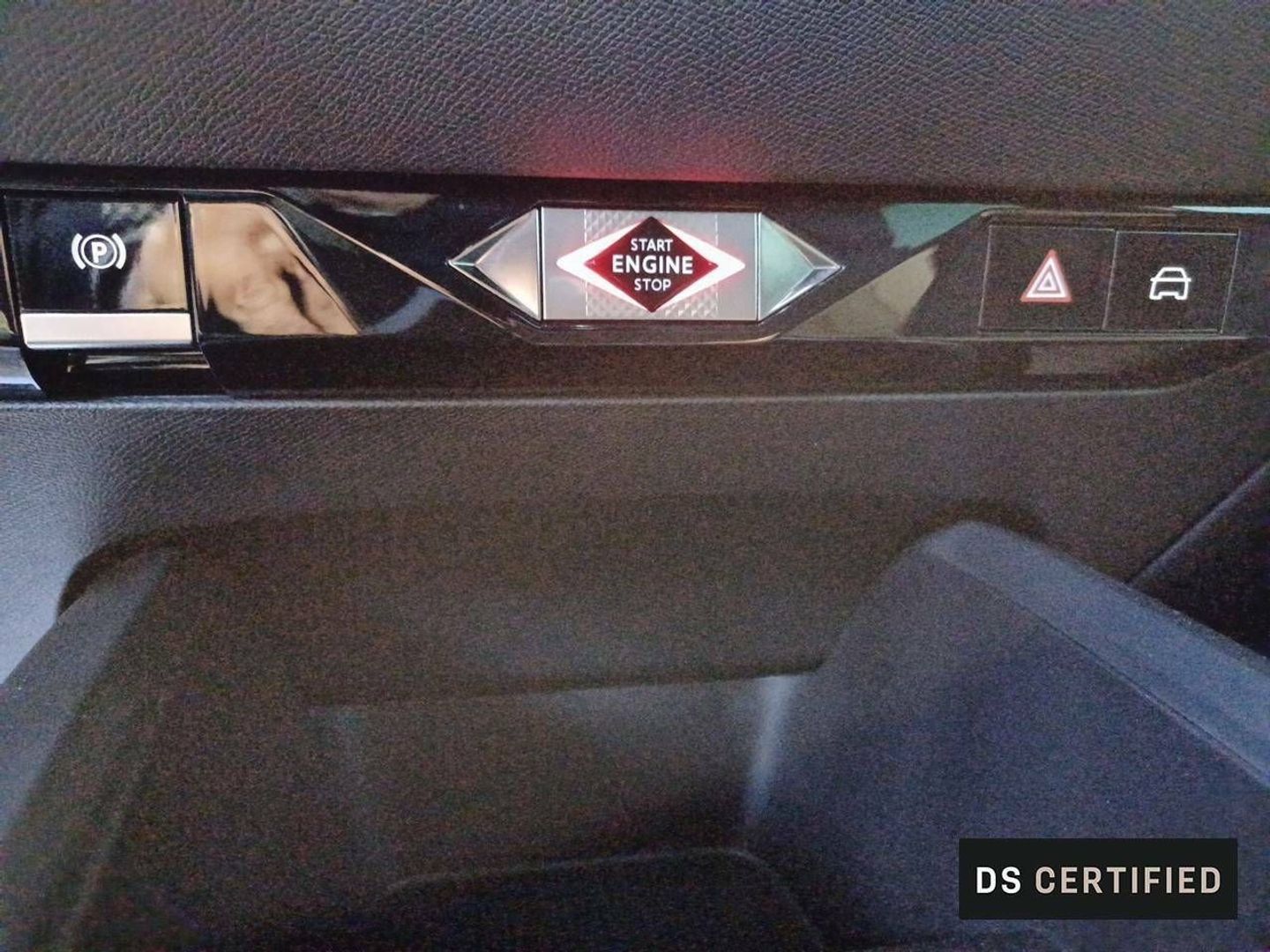 DS DS4 E-TENSE 225 Bastille + 165 kW (225 CV)