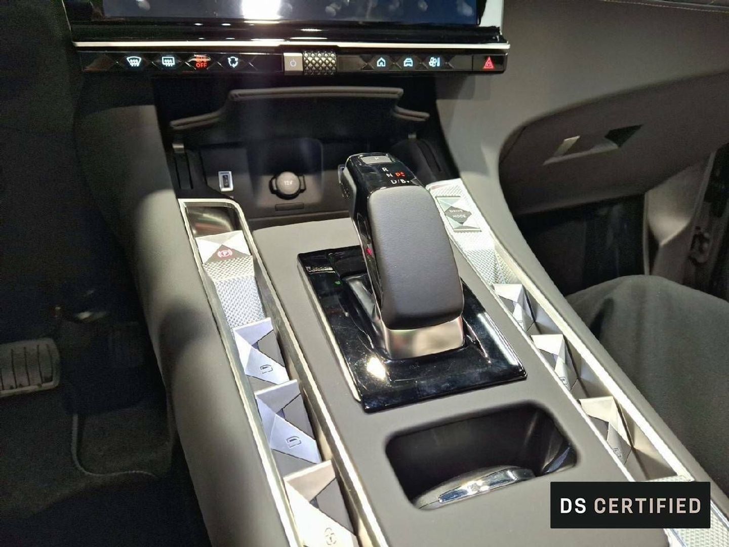 DS DS7 Crossback E-Tense 300 Rivoli 4WD Auto 221 kW (300 CV)