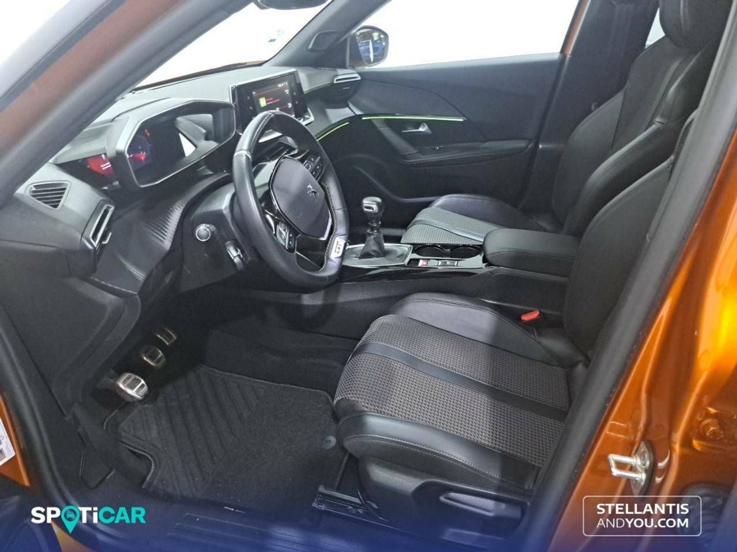 Peugeot 2008 PureTech 130 S&S GT 96 kW (130 CV)