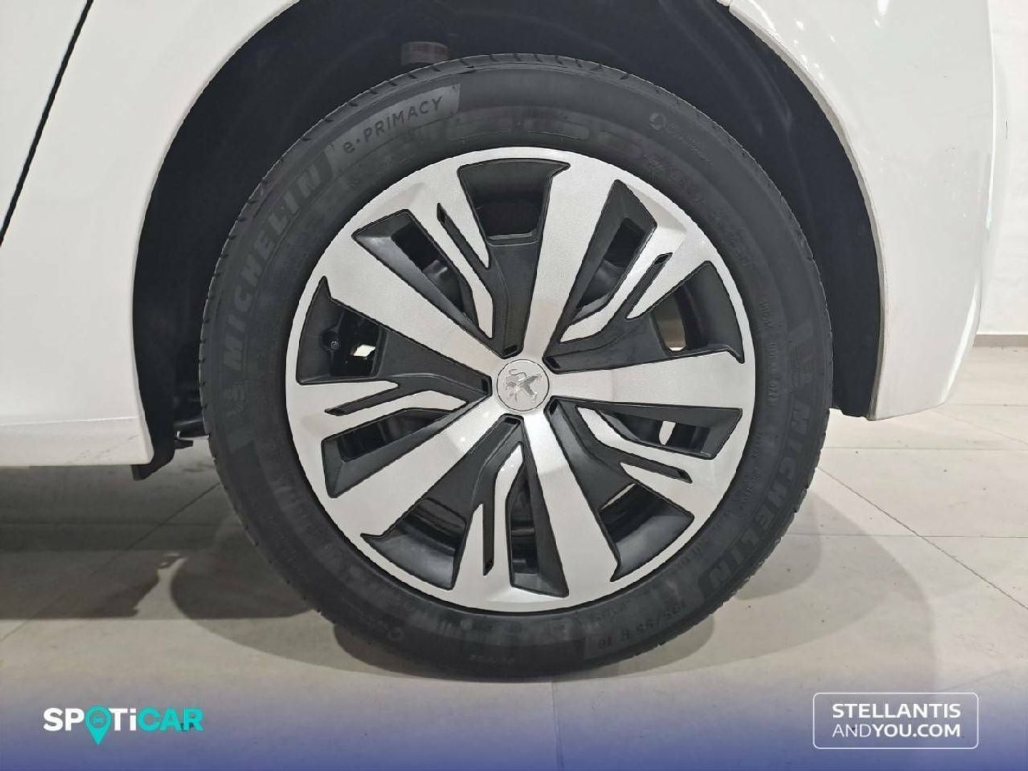 Peugeot 208 PureTech 75 S&S Active Pack 55 kW (75 CV)