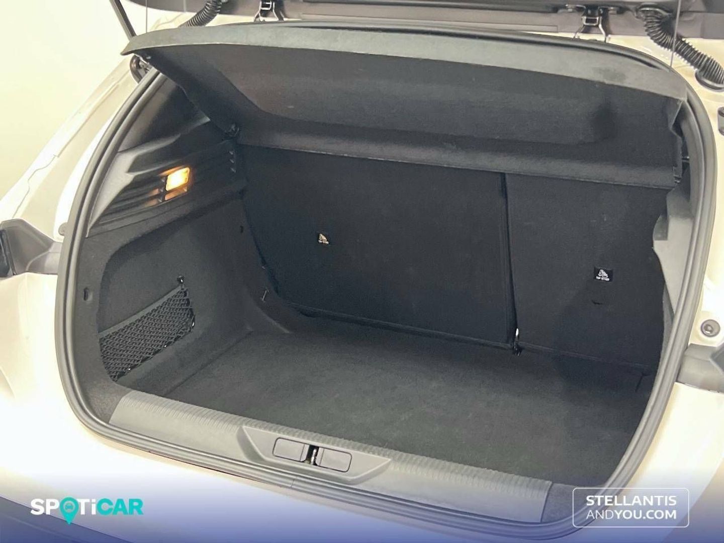 Peugeot 308 Active Pack BlueHDi S&S EAT8 96 kW (130 CV)