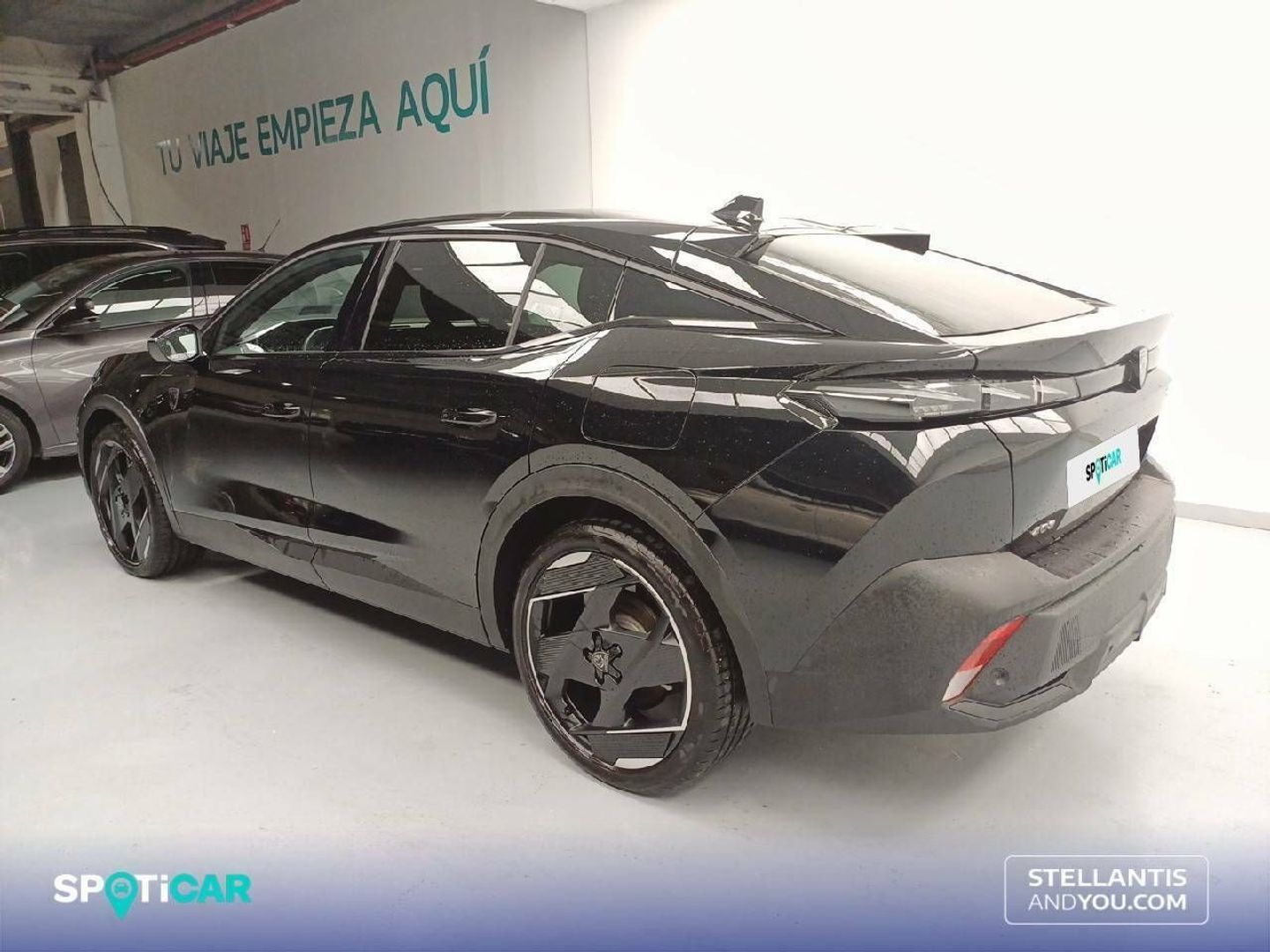 Peugeot 408 GT PHEV 180 e-EAT8 133 kW (181 CV)
