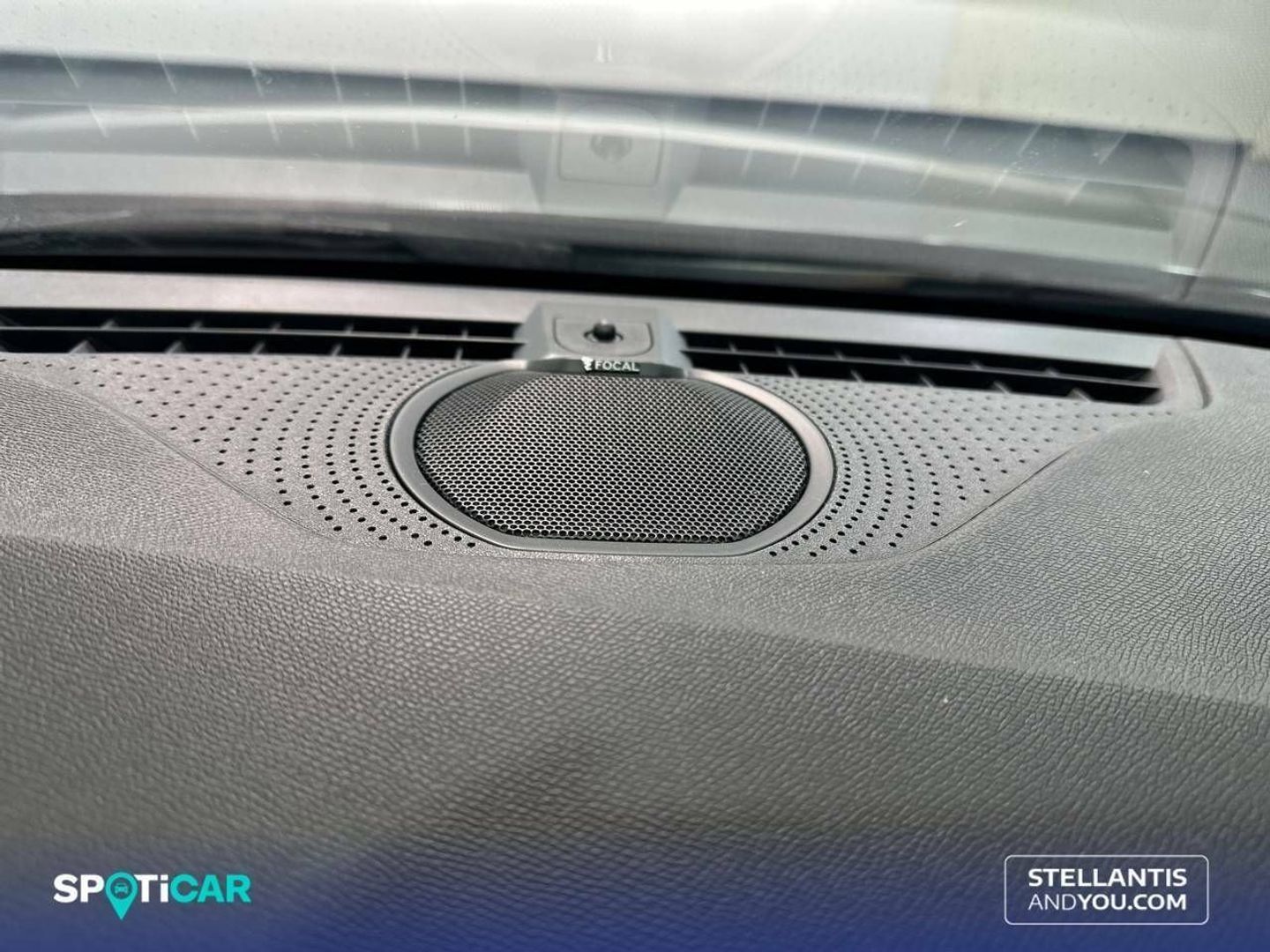 Peugeot 408 PHEV 225 GT e-EAT8 165 kW (224 CV)