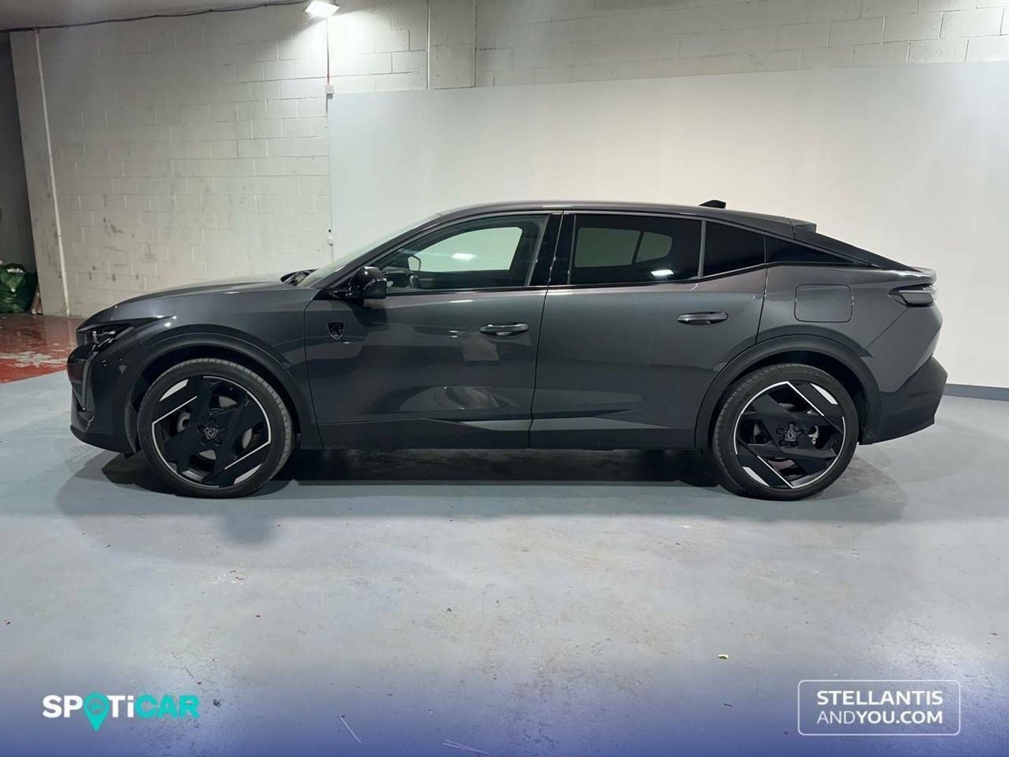 Peugeot 408 PHEV 225 GT e-EAT8 165 kW (224 CV)