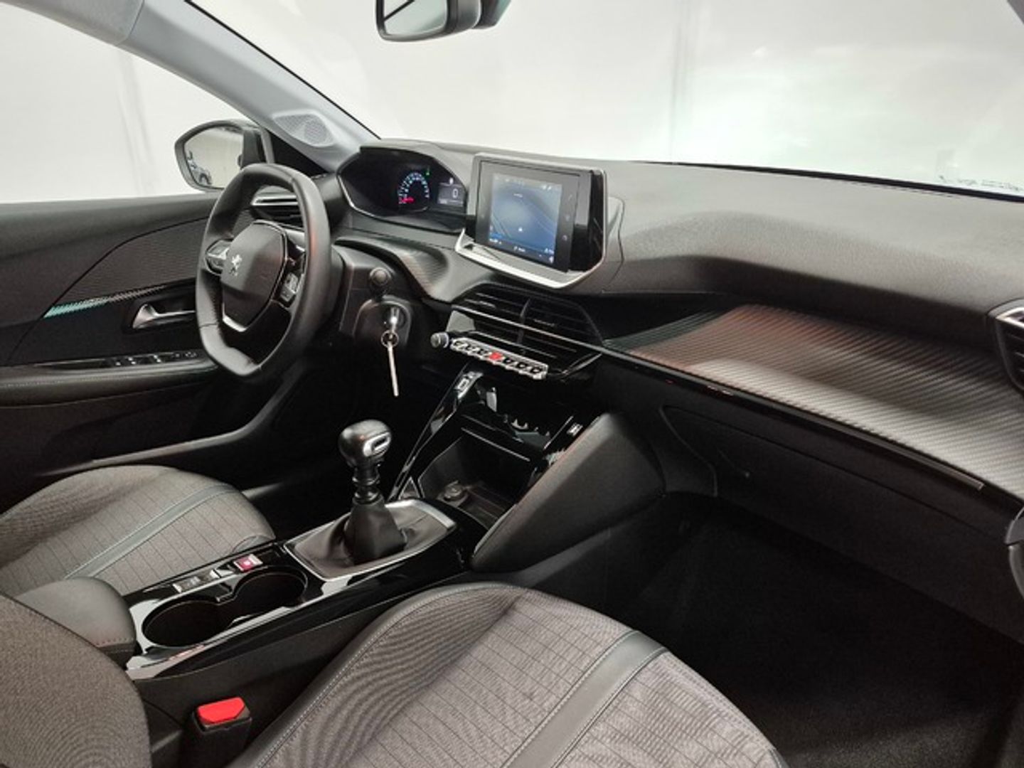 Peugeot 208 PureTech 100 Allure 75 kW (100 CV)