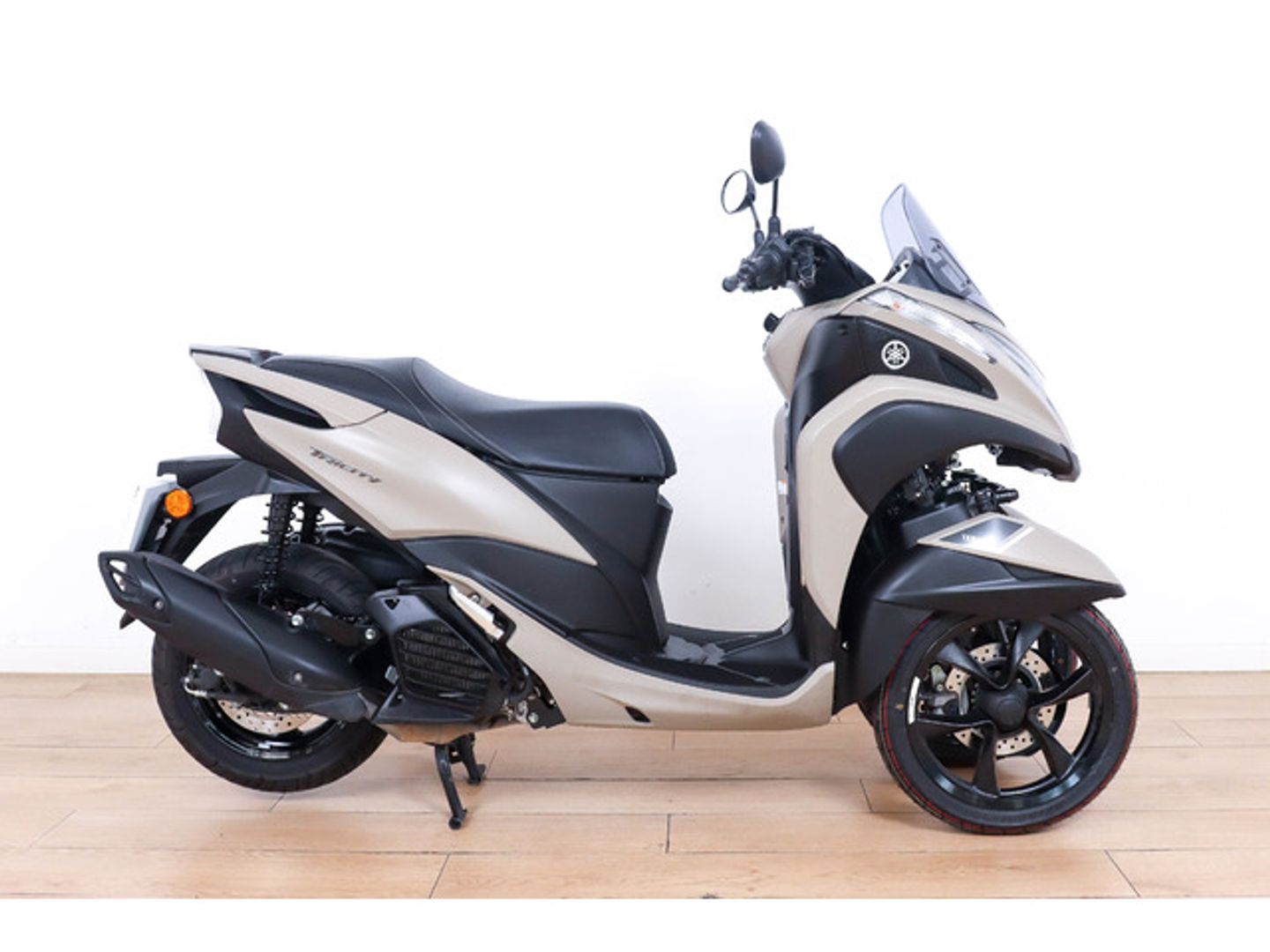 Yamaha Tricity 125 Gris Motorcycle