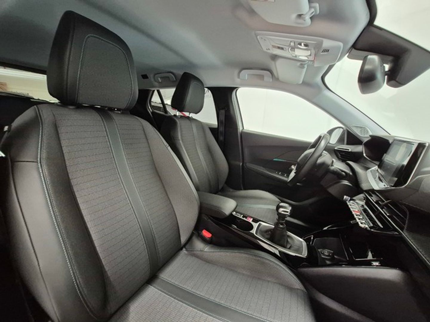Peugeot 2008 BlueHDi 110 Allure Pack 81 kW (110 CV)