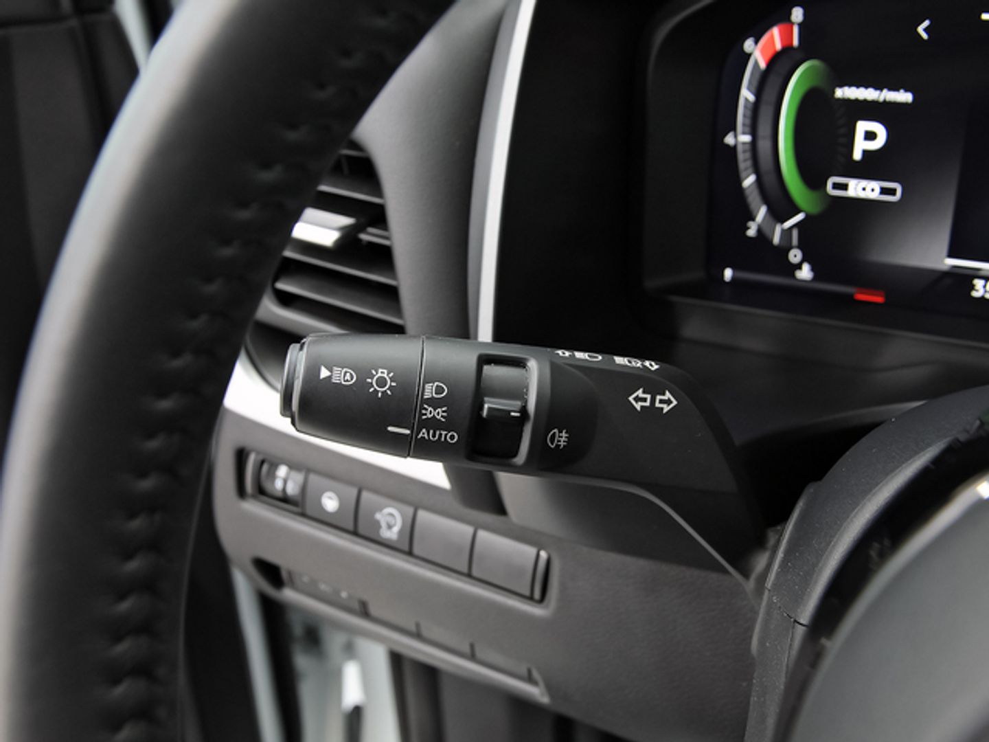 Nissan Qashqai DIG-T 160 N-Connecta 4x2 Auto 116 kW (158 CV)
