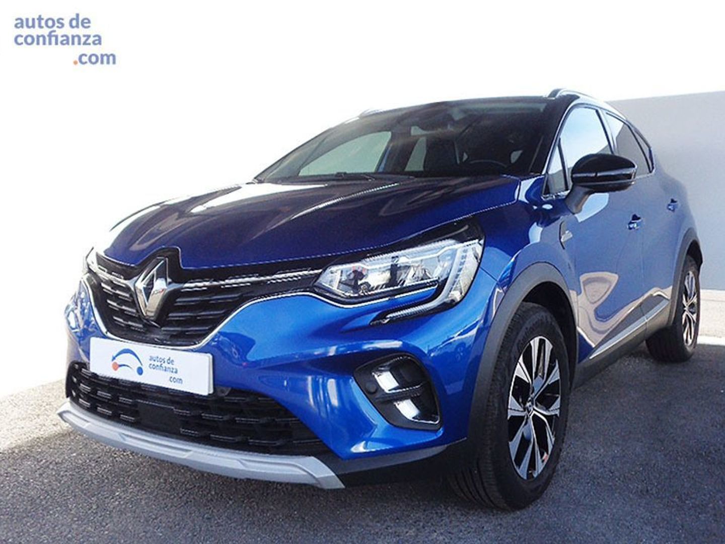Renault Clio Techno TCe 66 kW (90 CV) Gris Sedan
