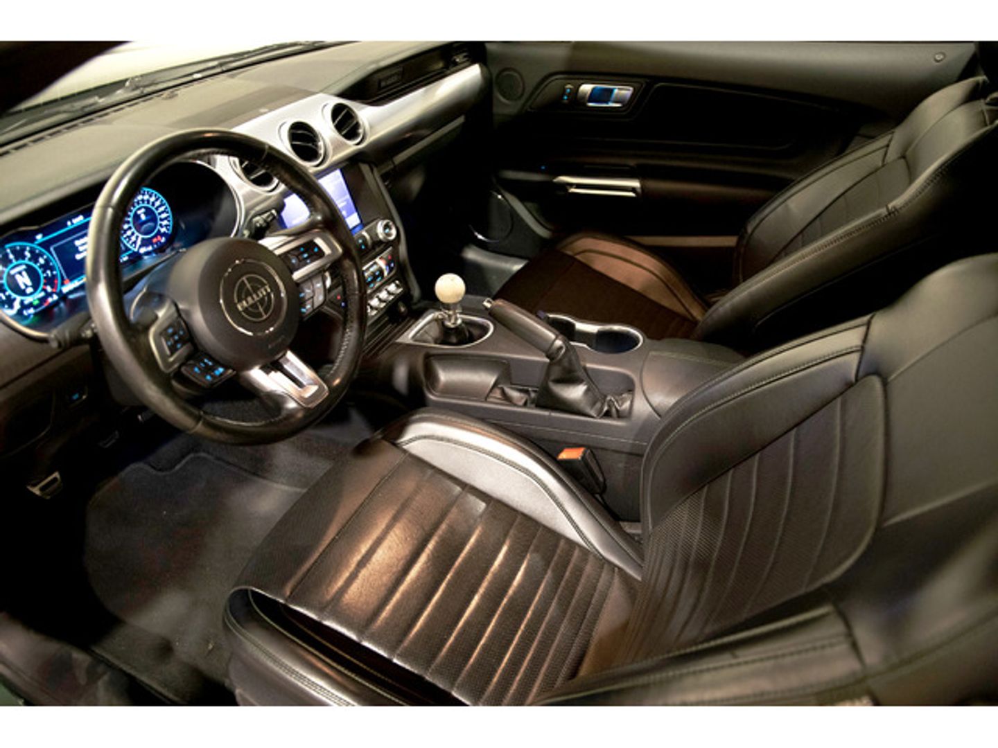 Ford Mustang 5.0 Ti-VCT V8 Coupe Mustang GT Bullit Fastsback 338 kW (459 CV)