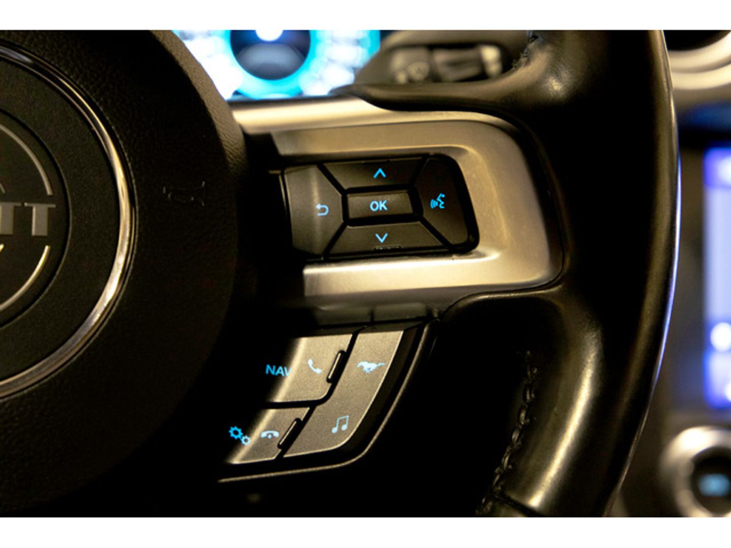 Ford Mustang 5.0 Ti-VCT V8 Coupe Mustang GT Bullit Fastsback 338 kW (459 CV)