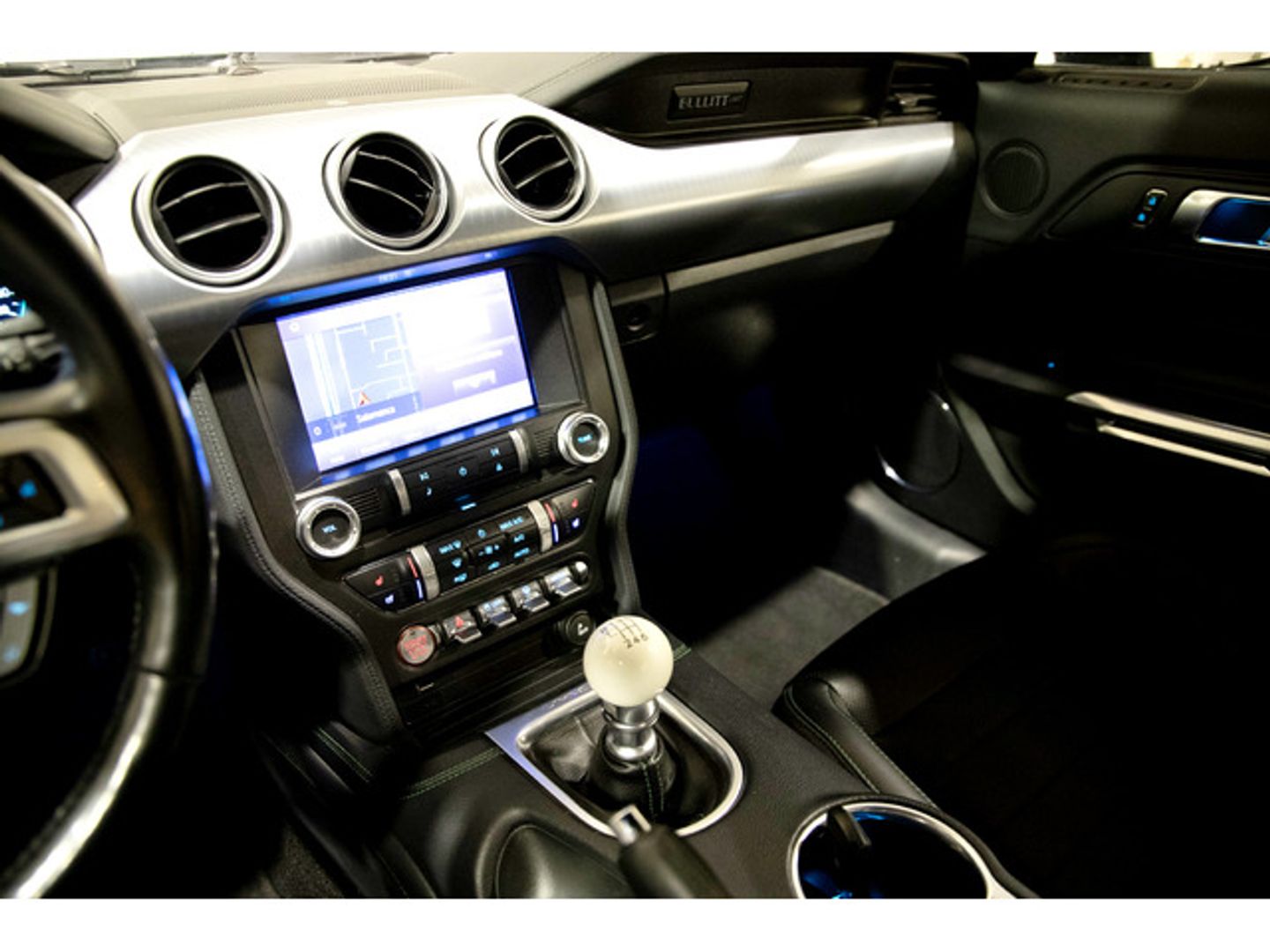Ford Mustang 5.0 Ti-VCT V8 Coupe Mustang GT Bullit Fastsback 338 kW (459 CV)