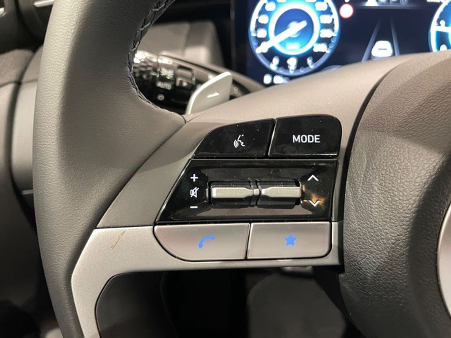 Hyundai Tucson 1.6 CRDI 48V Tecno Sky DCT 100 kW (136 CV)