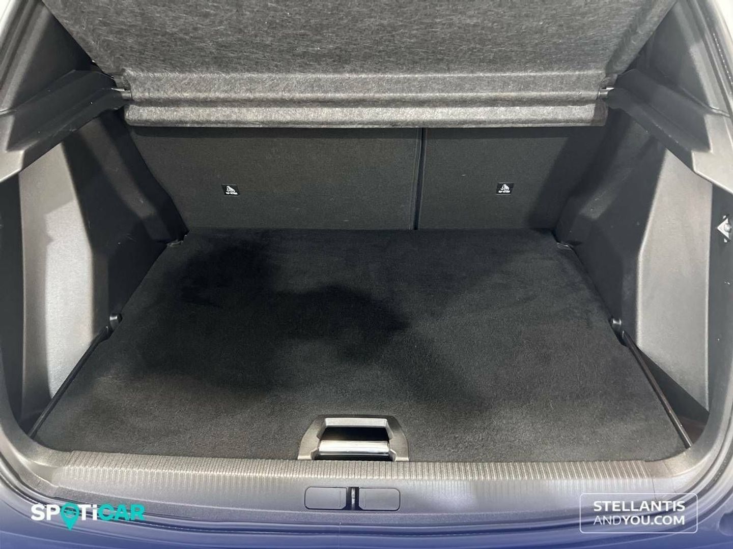 Peugeot 2008 PureTech 130 S&S Allure 96 kW (130 CV)