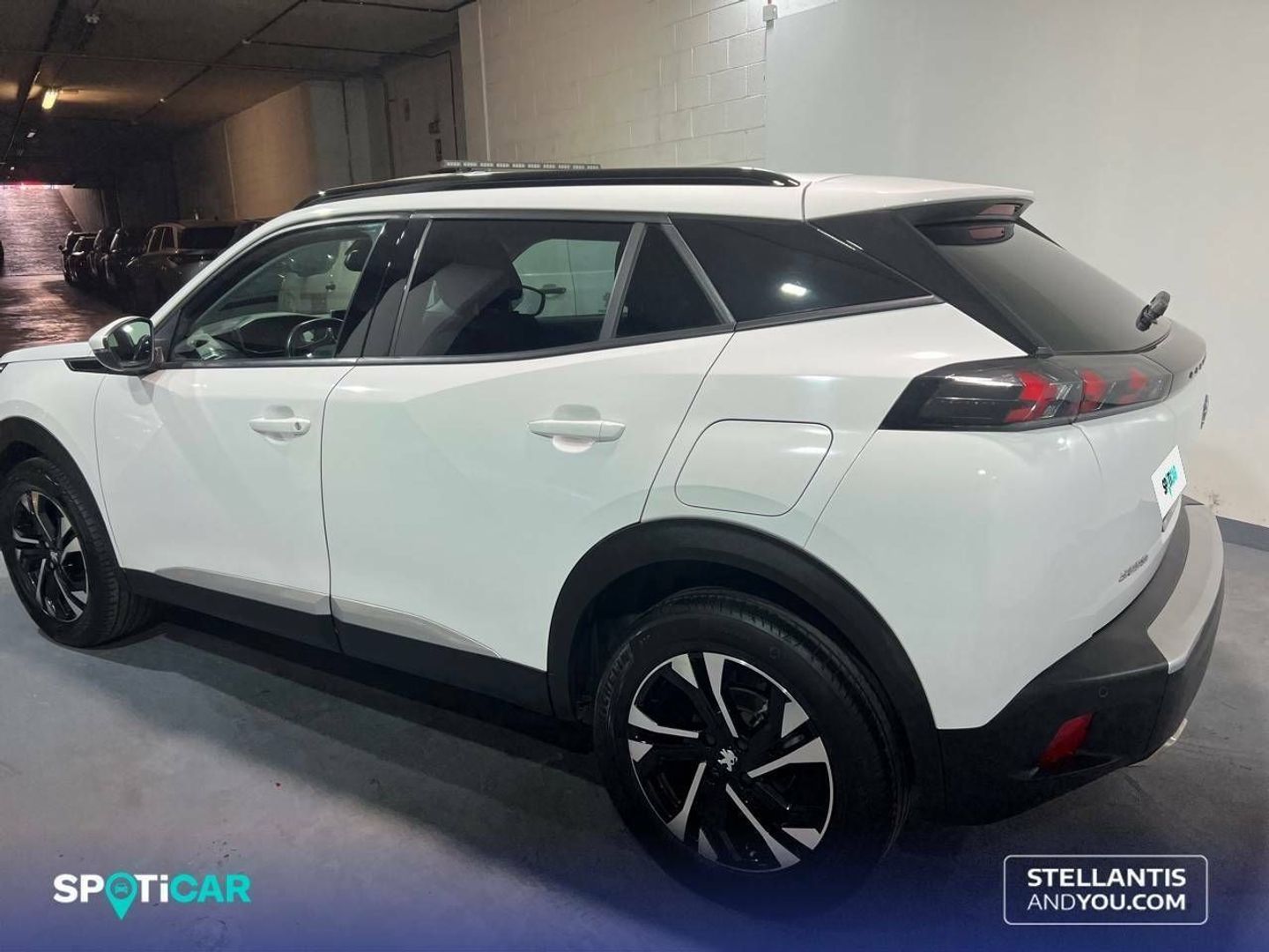 Peugeot 2008 PureTech 130 S&S Allure 96 kW (130 CV)