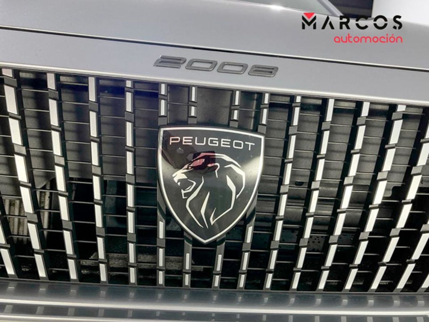 Peugeot 2008 PureTech 100 S&S Allure 75 kW (100 CV)