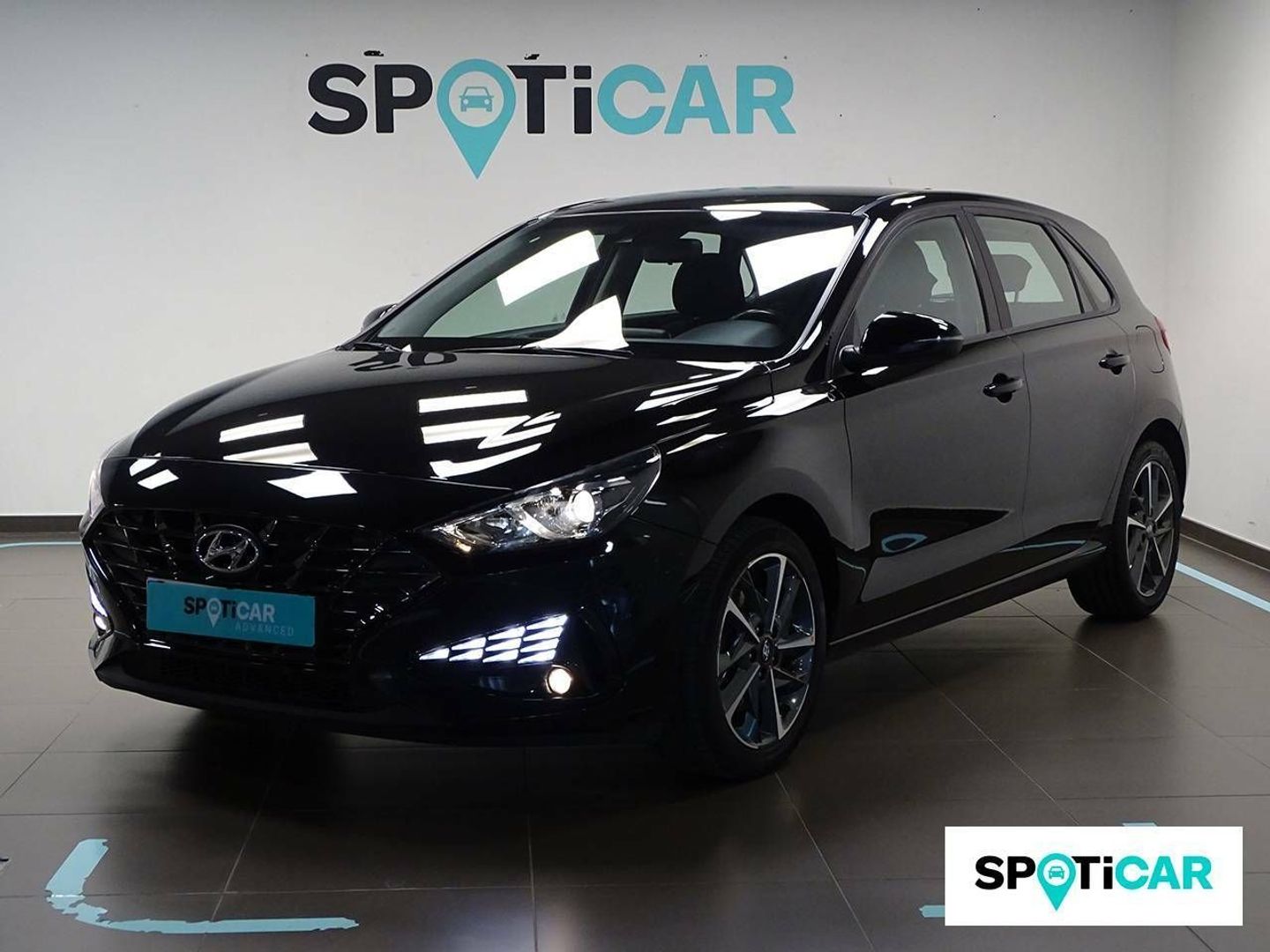 Hyundai i30 1.5 DPI Klass SLX 81 kW (110 CV) Negro Sedan