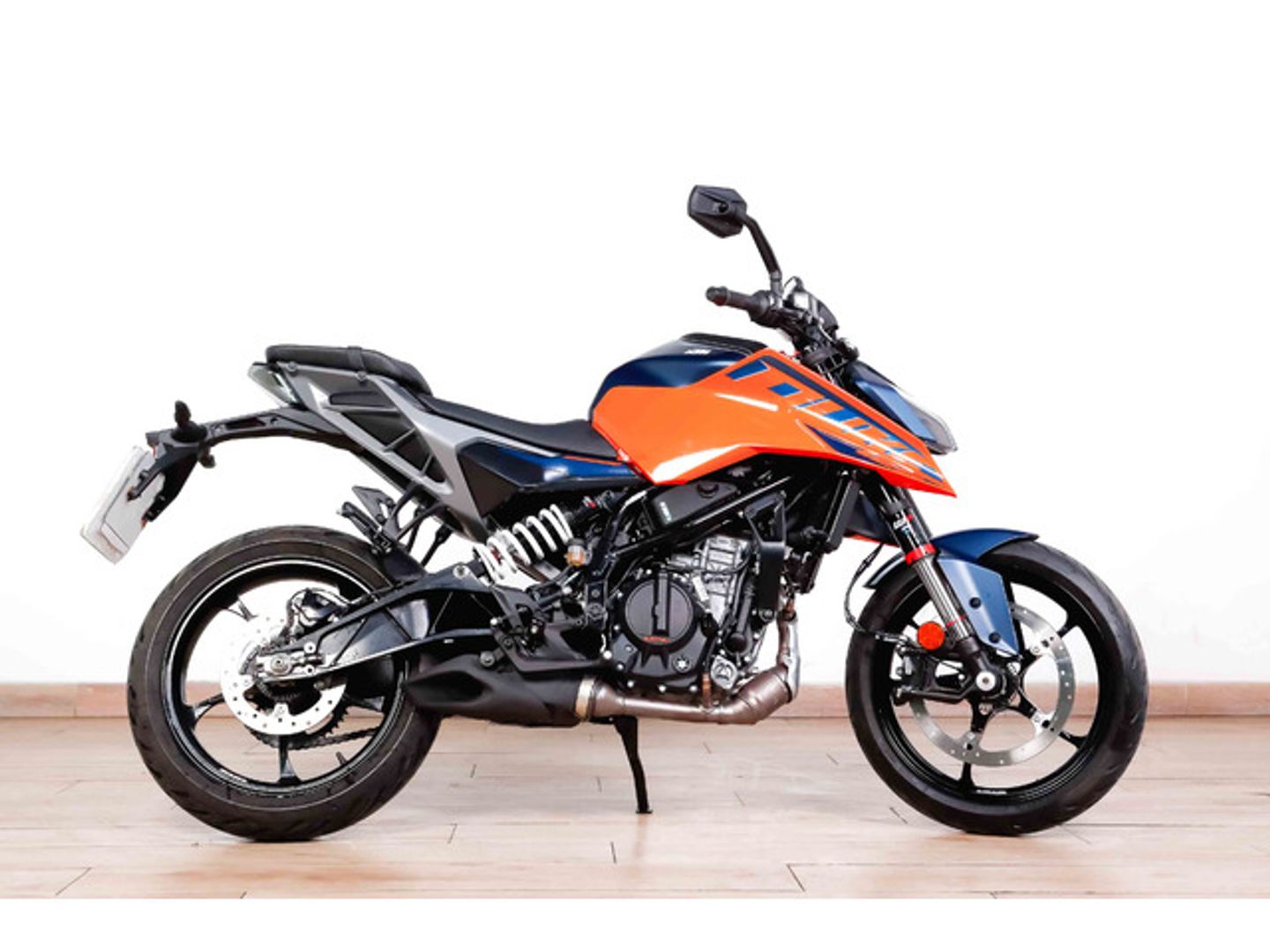 KTM Duke 125 Naranja Motorcycle