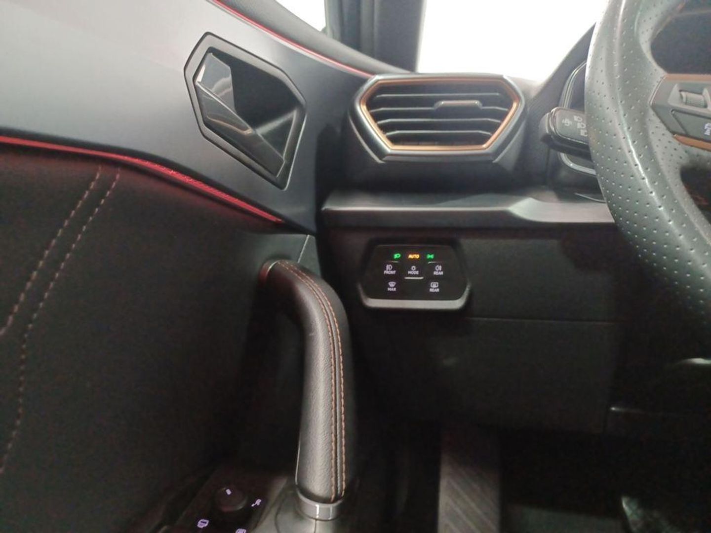 CUPRA León 1.5 eTSI DSG 110 kW (150 CV)