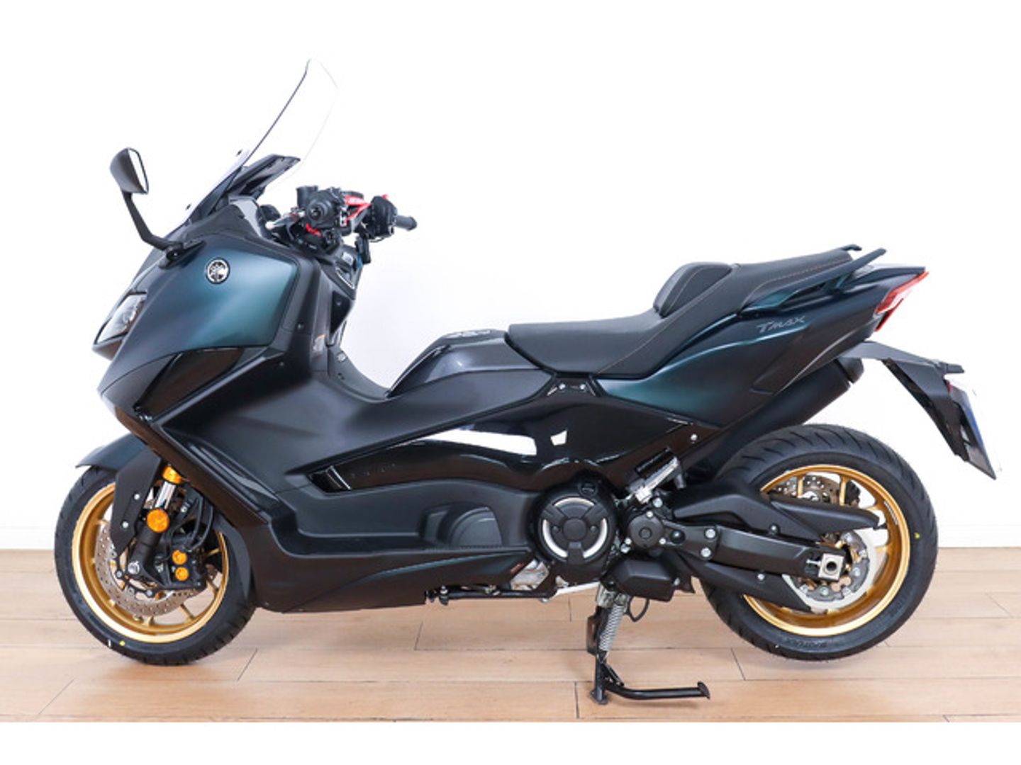 Yamaha TMax Tech Max