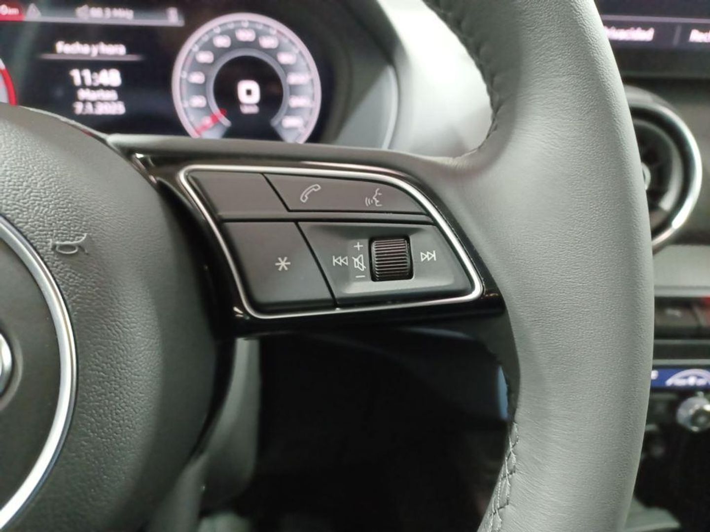 Audi Q2 Advanced 30 TDI 85 kW (116 CV)