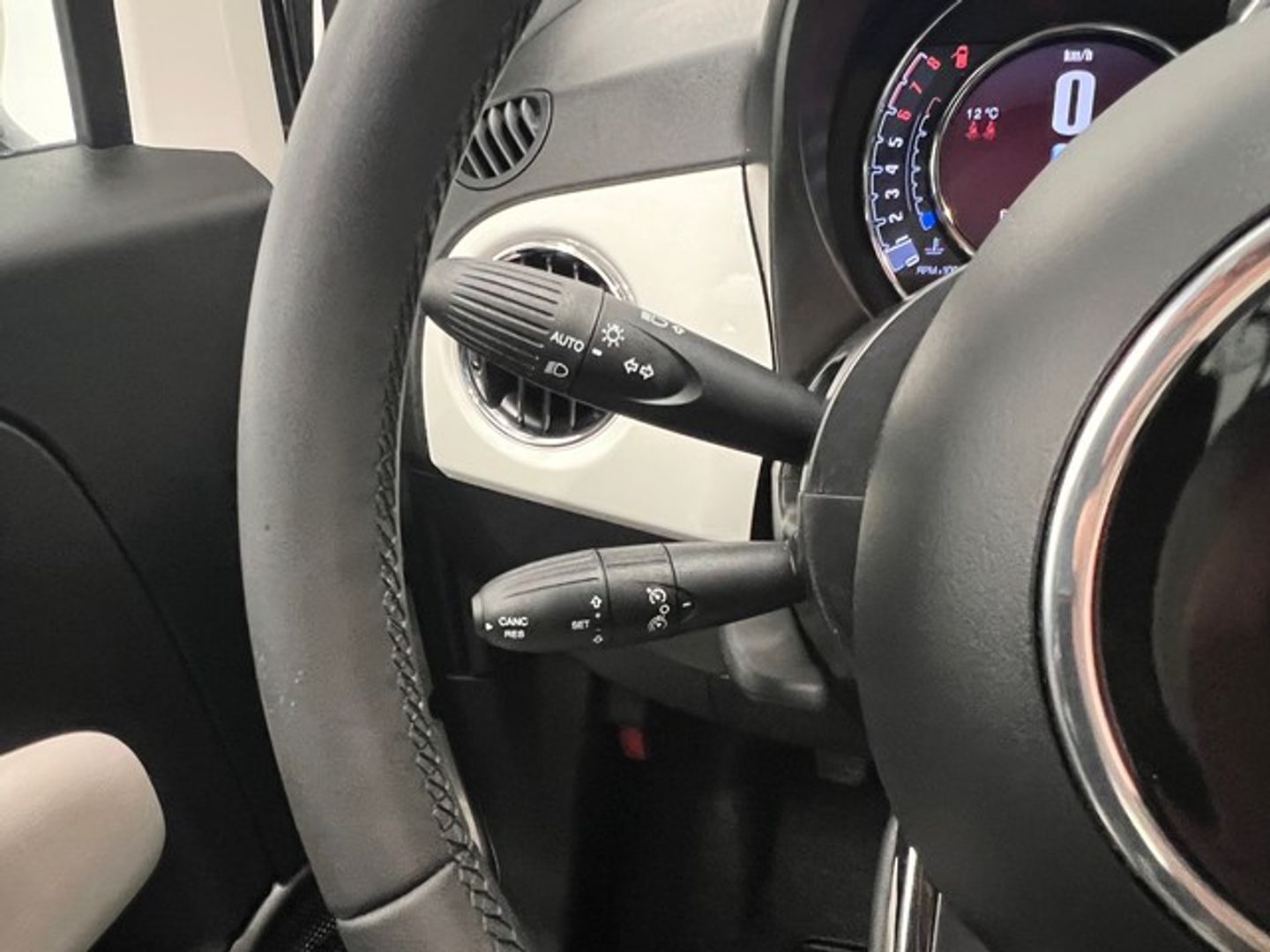 Fiat 500 1.0 Hybrid Monotrim 51 kW (70 CV)