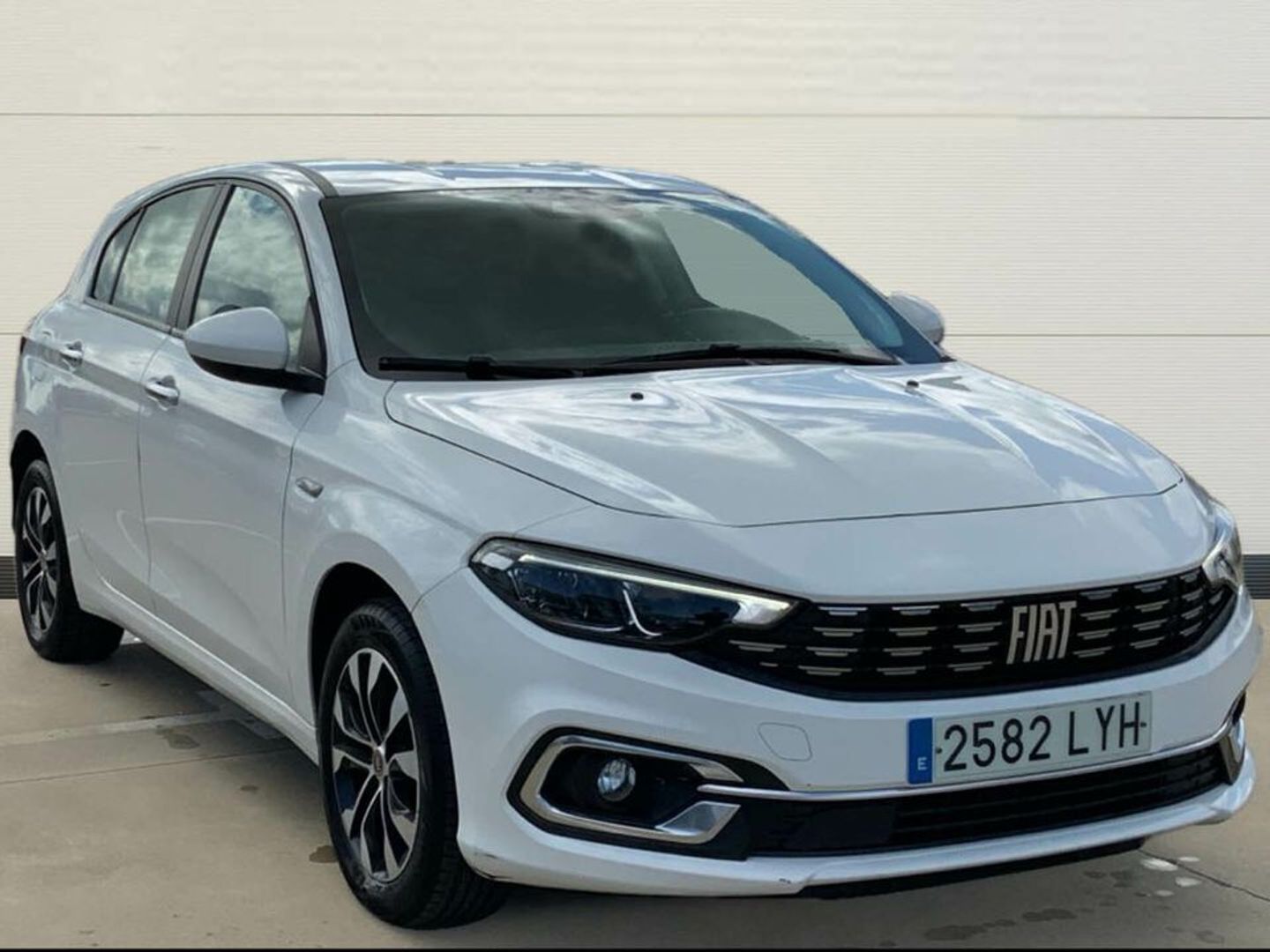 Fiat Tipo 1.5 Hybrid City Life DCT 96 kW (130 CV) Blanco Sedan