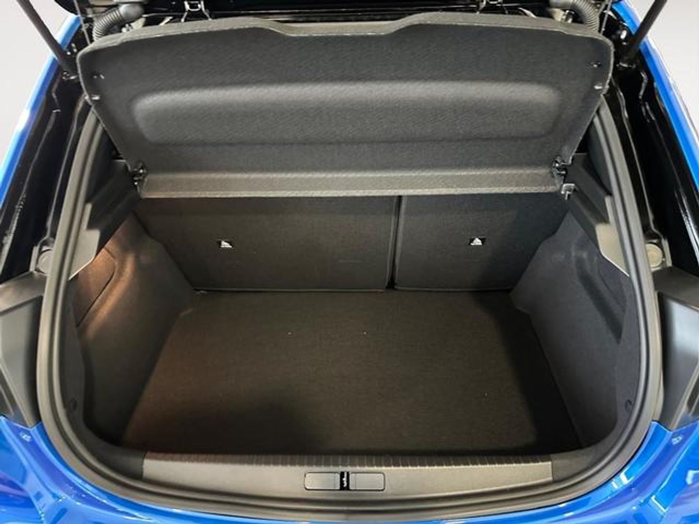 Peugeot 208 GT Hybrid eDCS6 100 kW (136 CV)