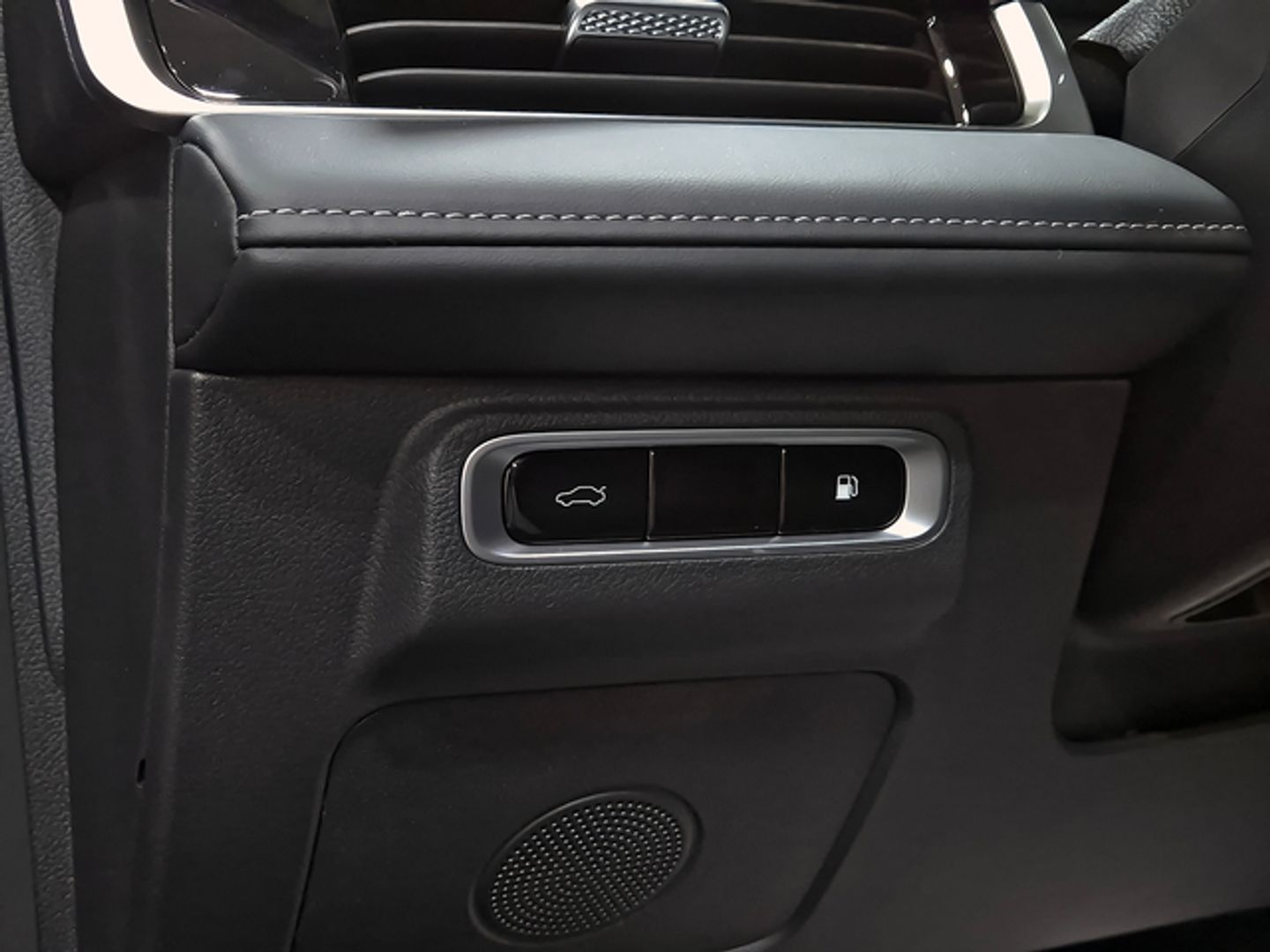 Ebro S700 1.5 TGDI PHEV Luxury E-CVT 255 kW (347 CV)