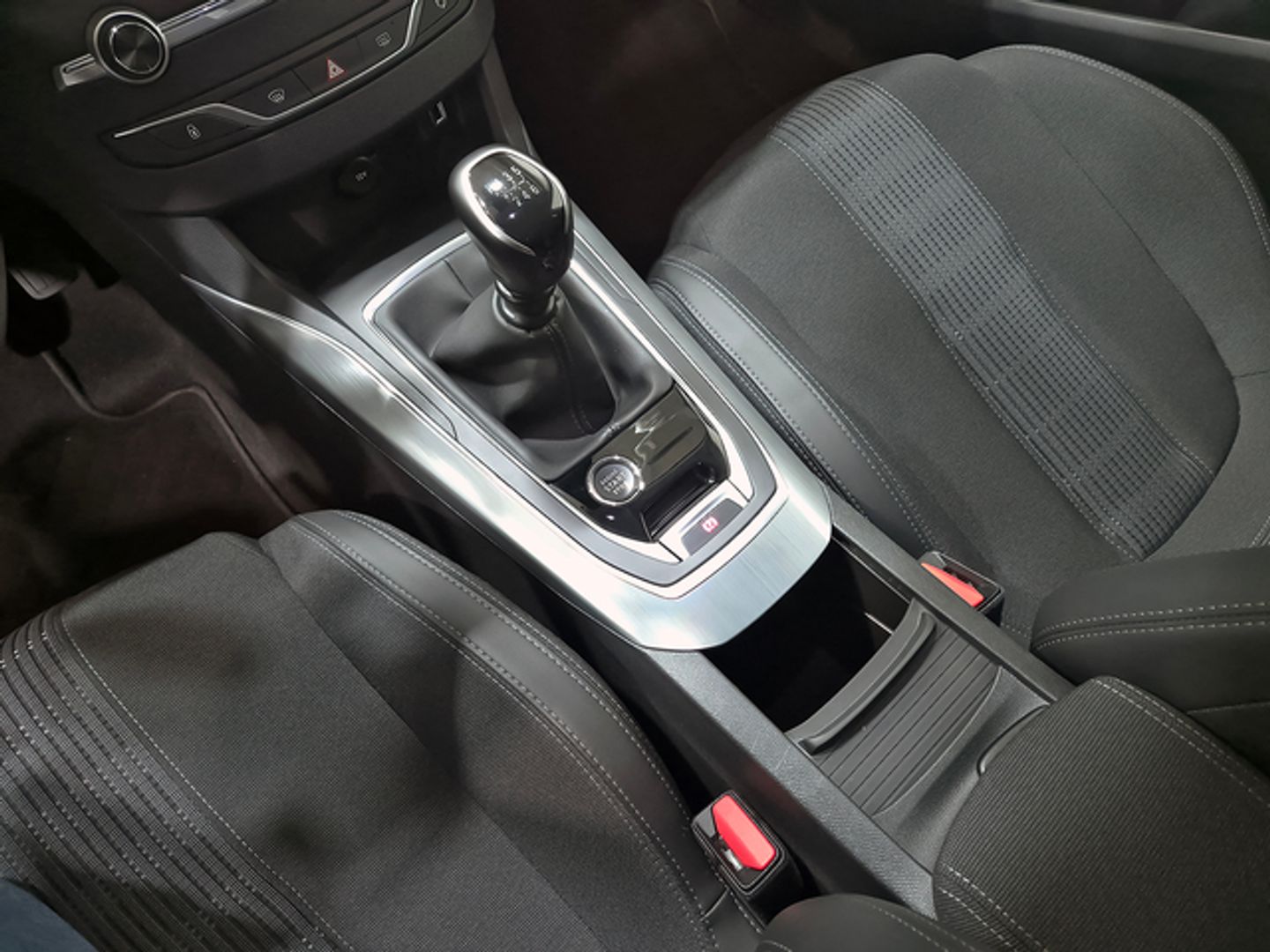Peugeot 308 Allure Pack BlueHDi 130 S&S 96 kW (130 CV)