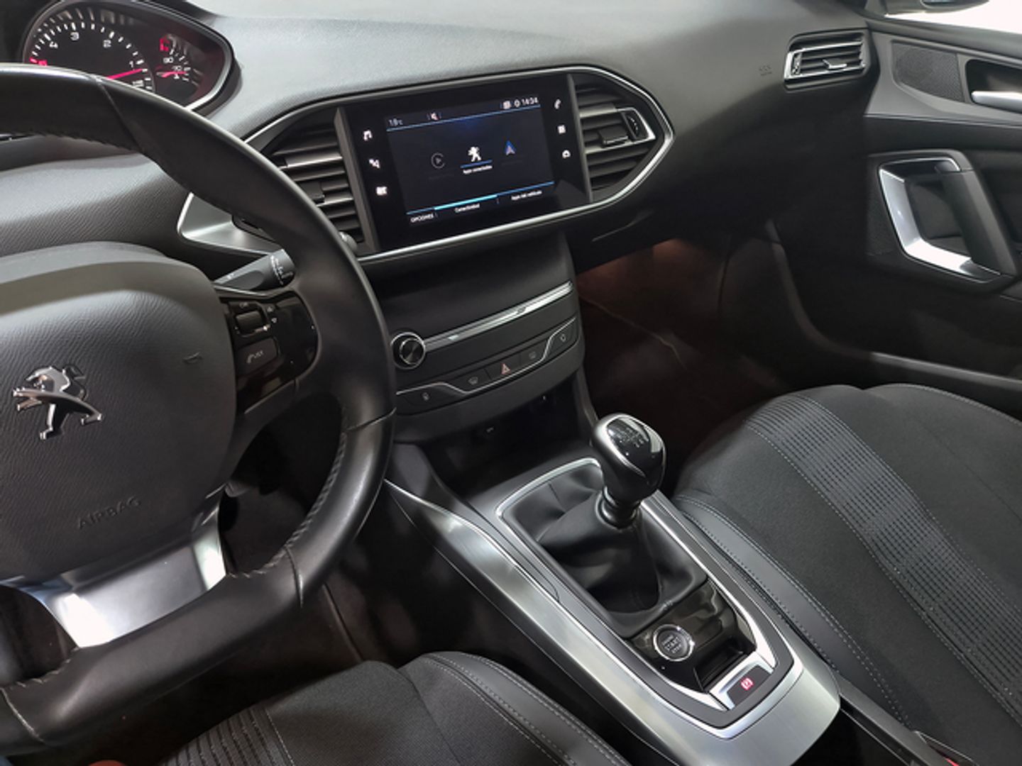Peugeot 308 Allure Pack BlueHDi 130 S&S 96 kW (130 CV)