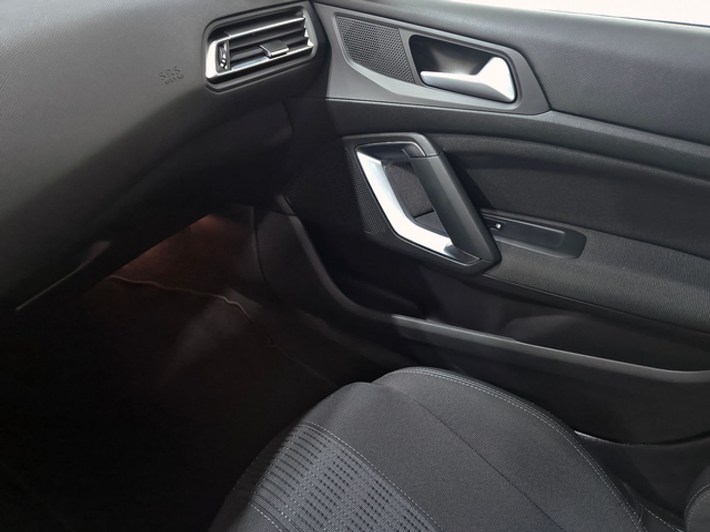 Peugeot 308 Allure Pack BlueHDi 130 S&S 96 kW (130 CV)