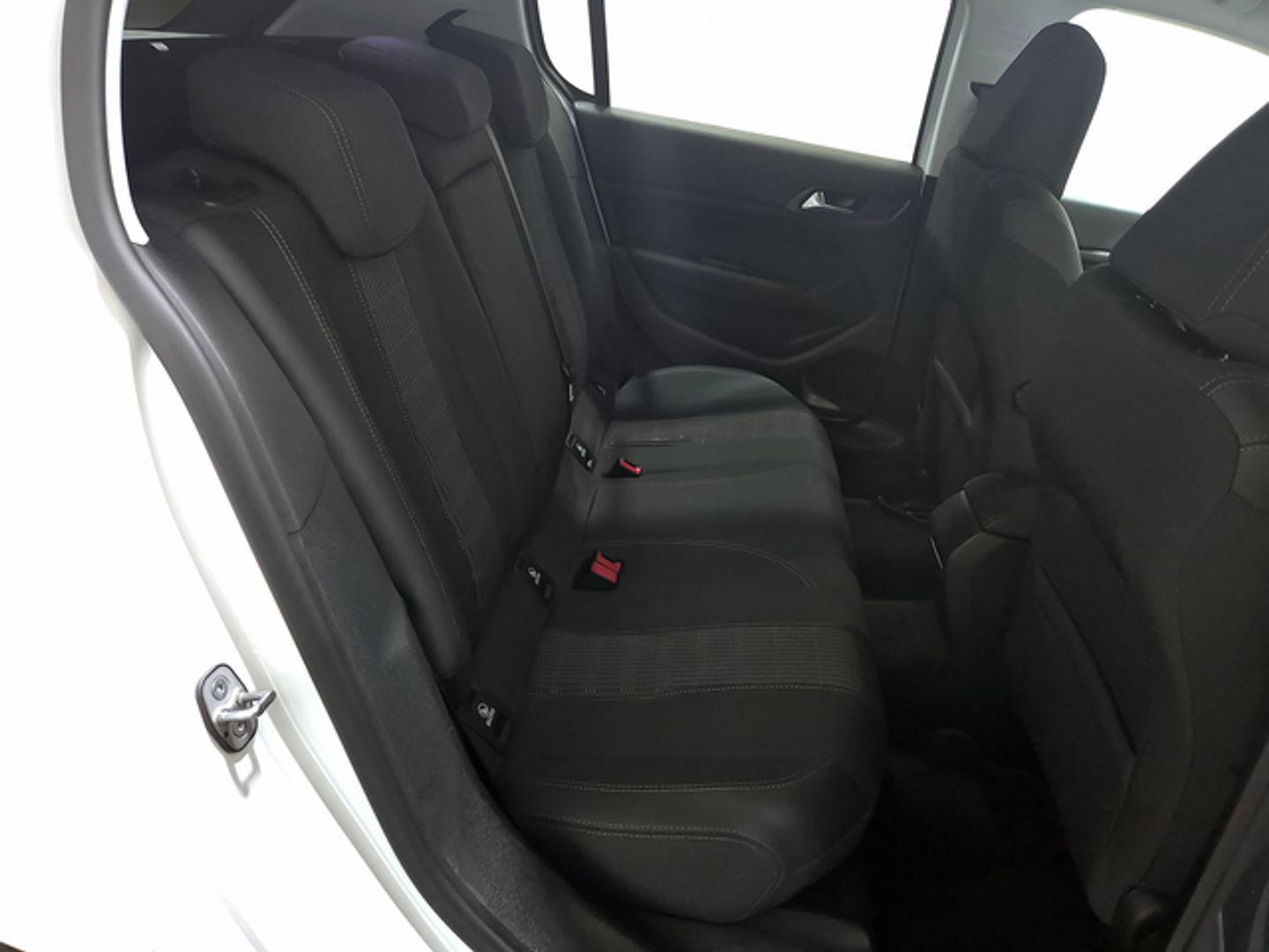 Peugeot 308 Allure Pack BlueHDi 130 S&S 96 kW (130 CV)