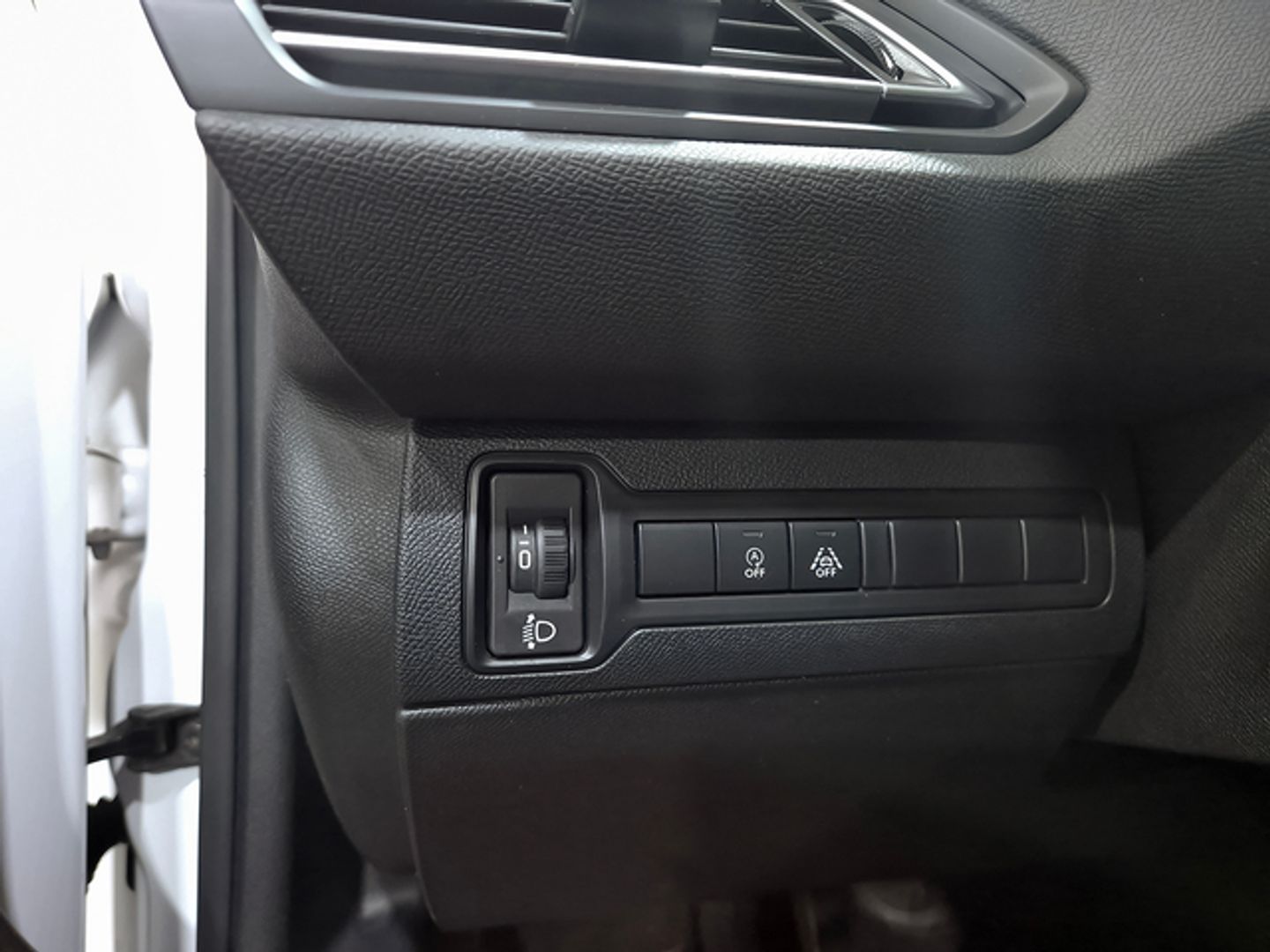 Peugeot 308 Allure Pack BlueHDi 130 S&S 96 kW (130 CV)