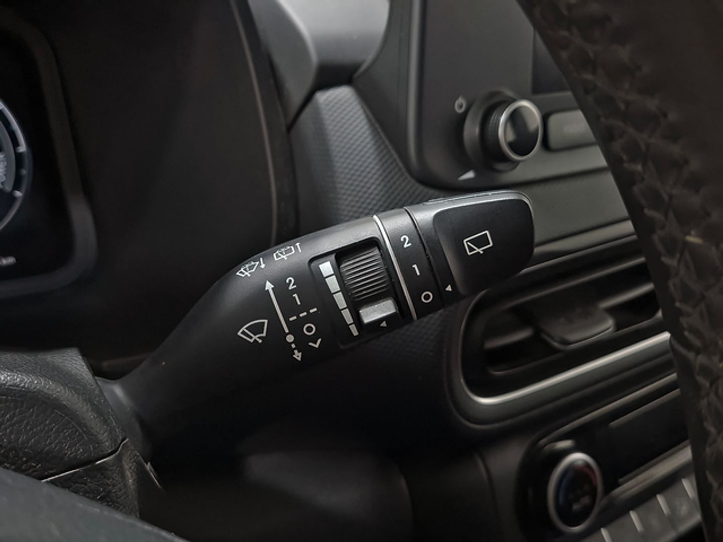 Hyundai Kona 1.6 GDI HEV Maxx DCT 104 kW (141 CV)