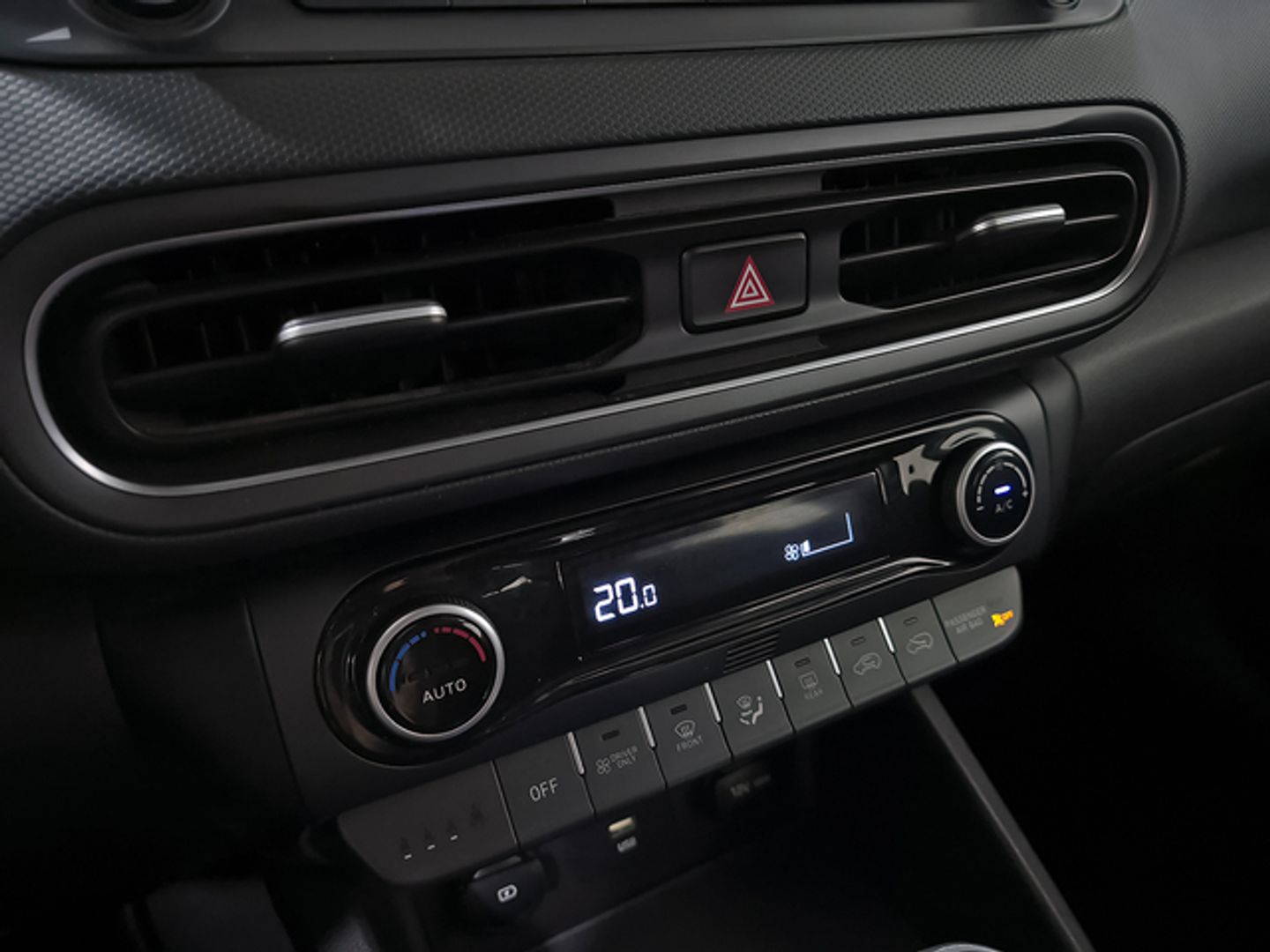 Hyundai Kona 1.6 GDI HEV Maxx DCT 104 kW (141 CV)